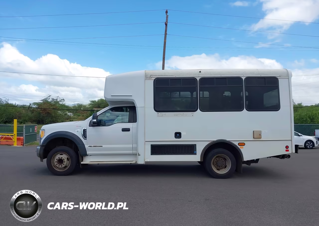 2017 Ford F-450 Chassis Xl VIN:1FDAF4GT9HEF24106 - 18