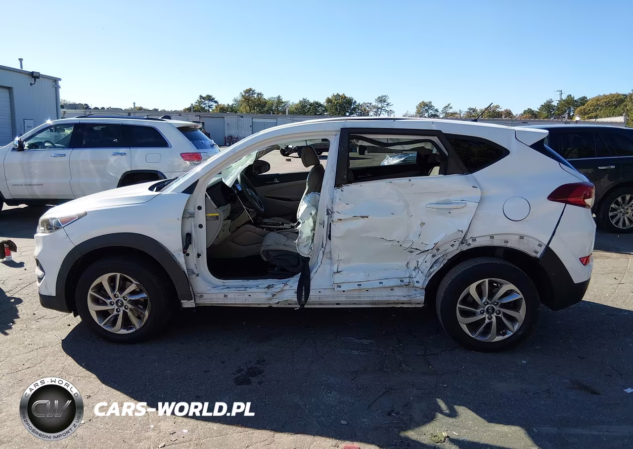 2018 Hyundai Tucson Se VIN:KM8J2CA42JU655817 - 15