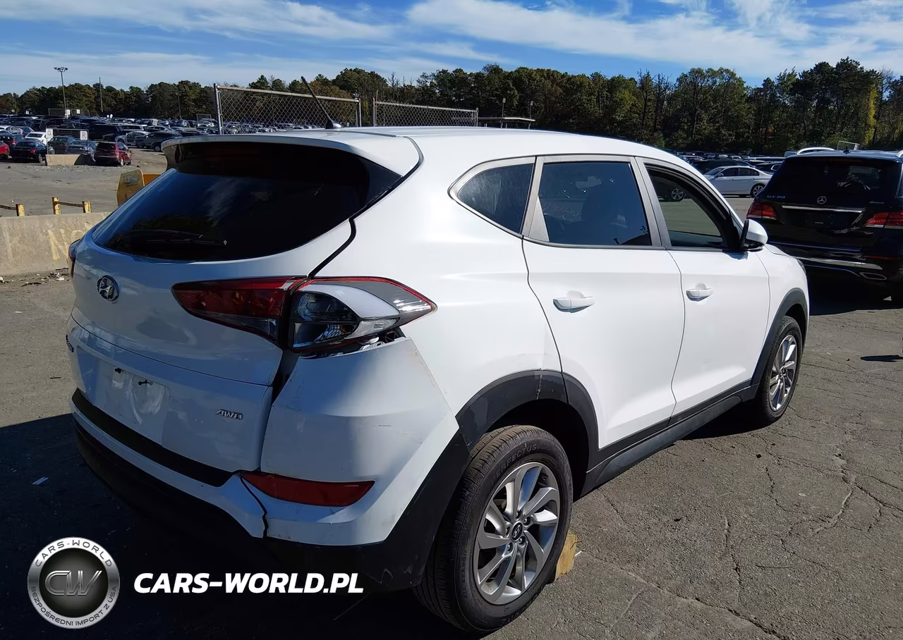 2018 Hyundai Tucson Se VIN:KM8J2CA42JU655817 - 4