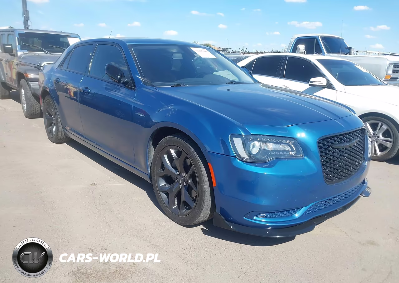 2021 Chrysler 300 Touring