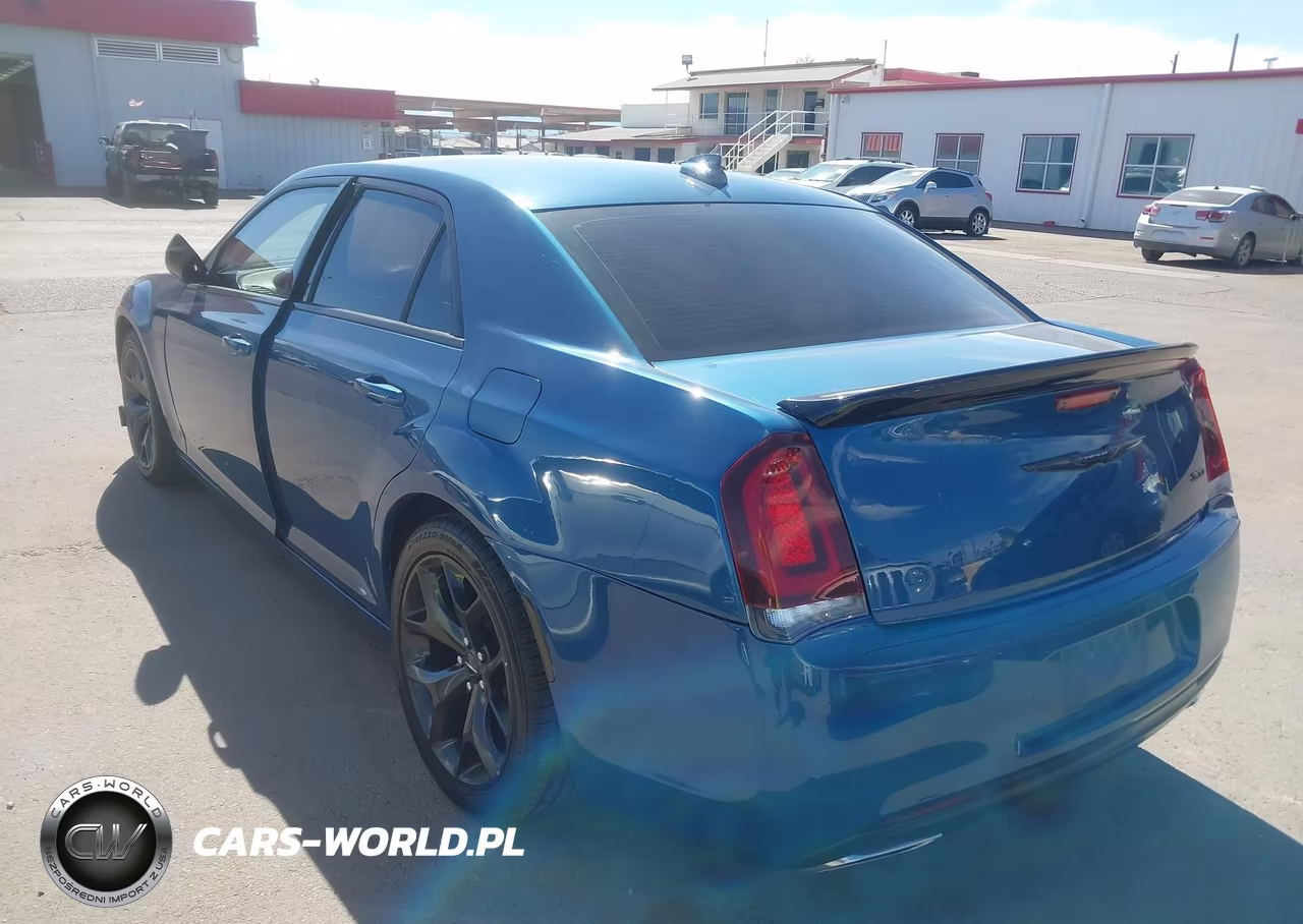 2021 Chrysler 300 Touring VIN:2C3CCAAG8MH617450 - 3