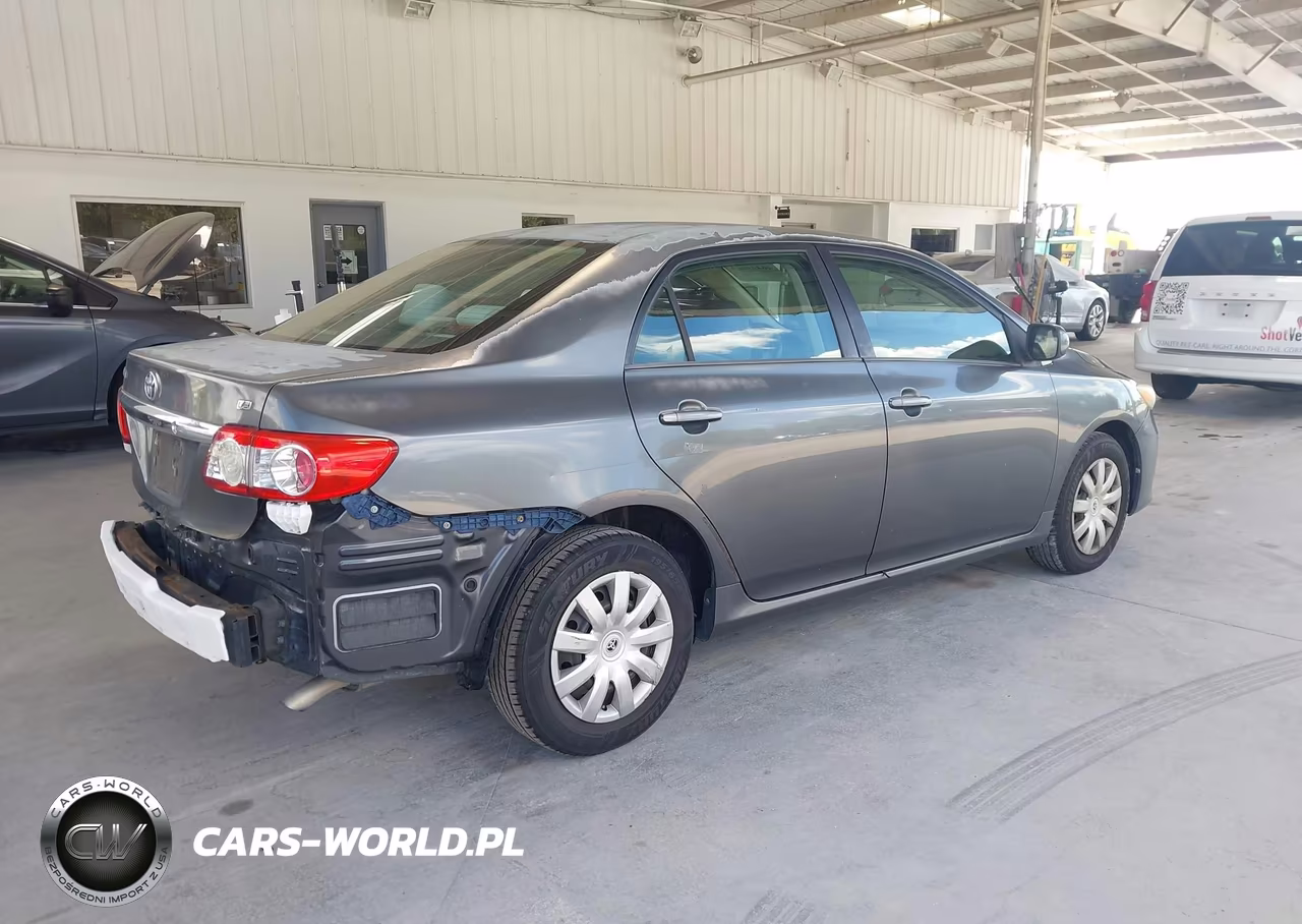 2011 Toyota Corolla Le VIN:2T1BU4EE3BC577638 - 4