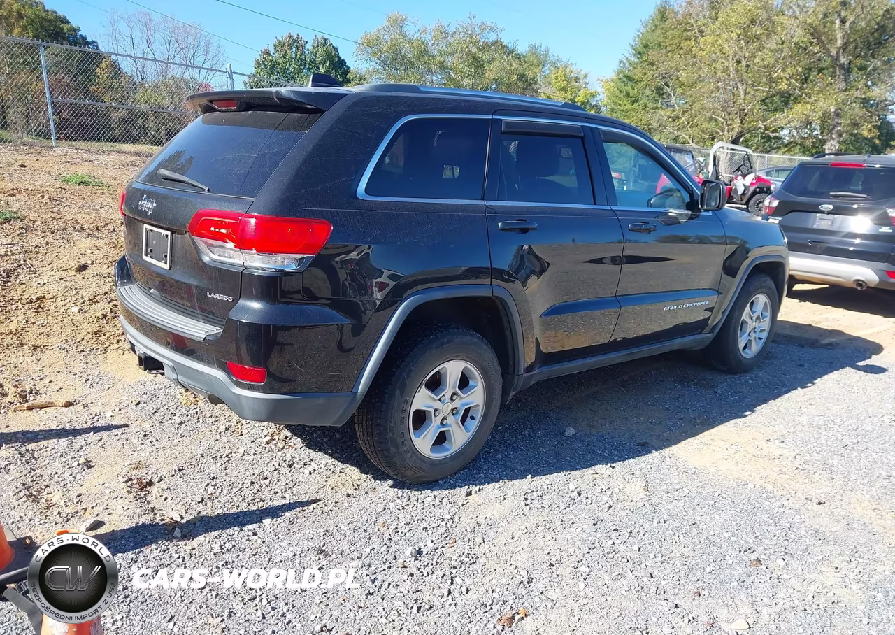 2014 Jeep Grand Cherokee Laredo VIN:1C4RJFAG6EC104890 - 4