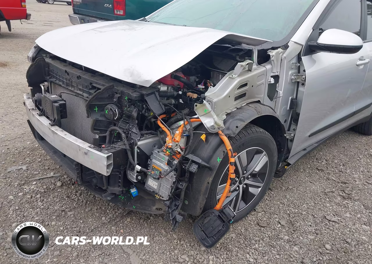 2021 Kia Niro Plug-In Hybrid Lxs VIN:KNDCM3LD4M5463589 - 6