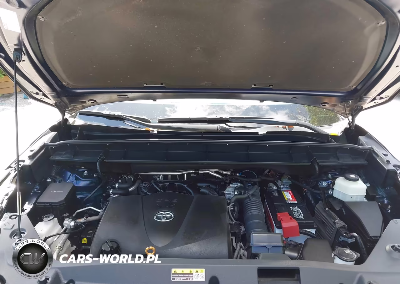 2021 Toyota Highlander L VIN:5TDCZRAH5MS519978 - 10