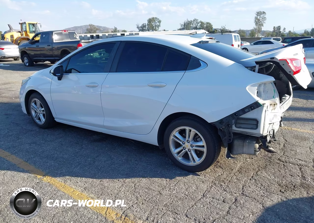 2017 Chevrolet Cruze Lt Auto VIN:1G1BE5SM3H7190069 - 3