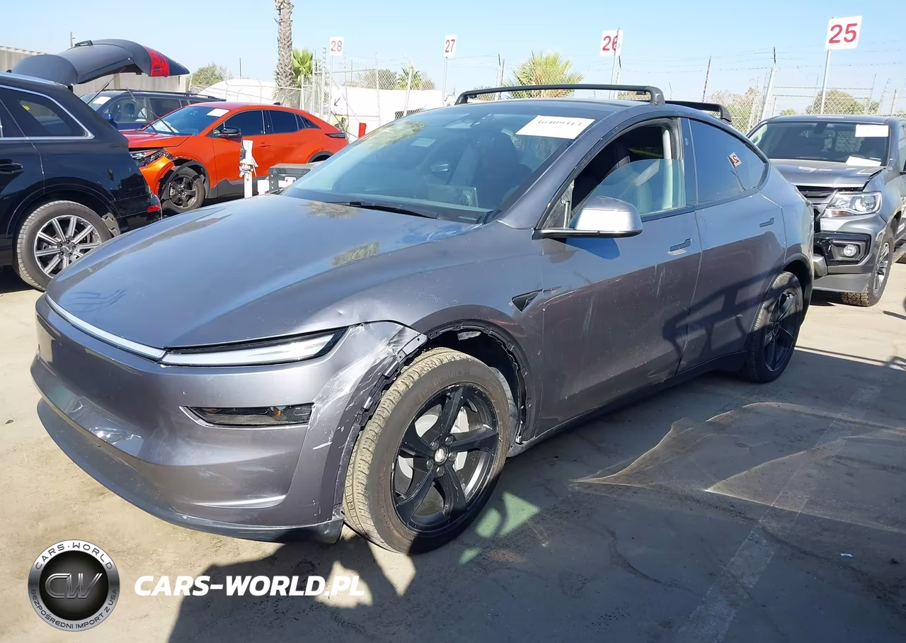 2026 Tesla Model Y VIN:7SAYGDEE6TF341079 - 2