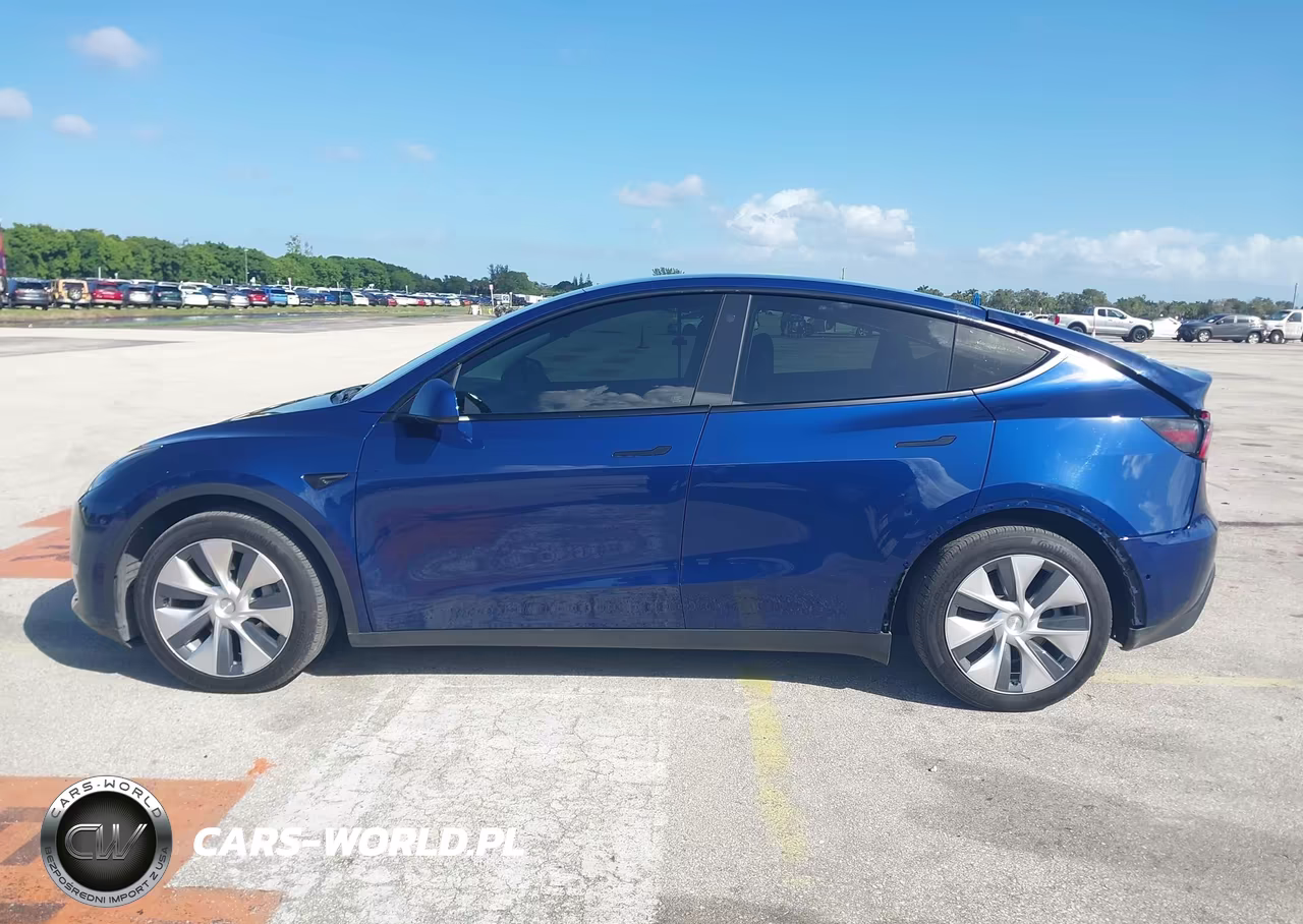 2021 Tesla Model Y VIN:5YJYGDEE2MF297628 - 14