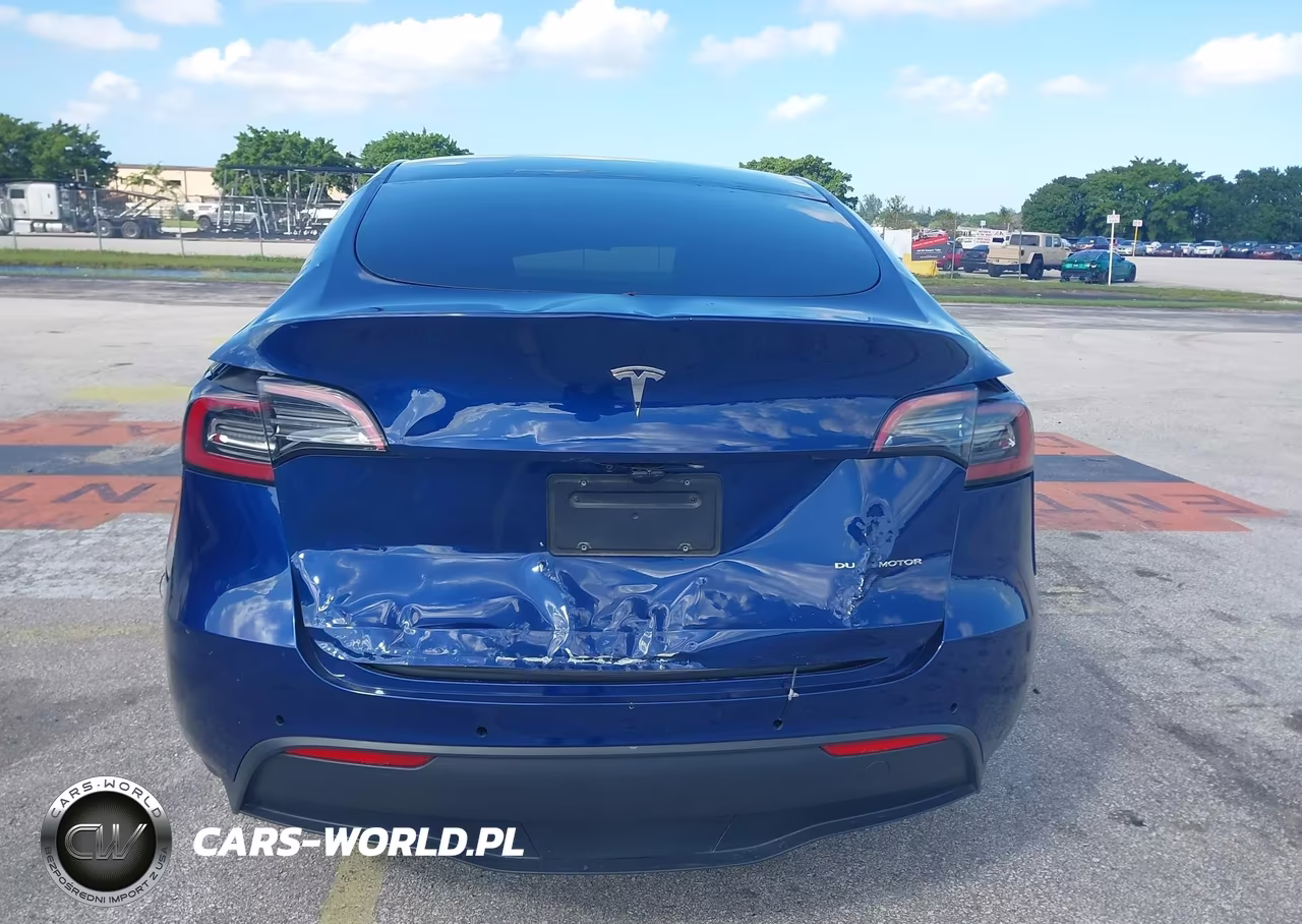 2021 Tesla Model Y VIN:5YJYGDEE2MF297628 - 6