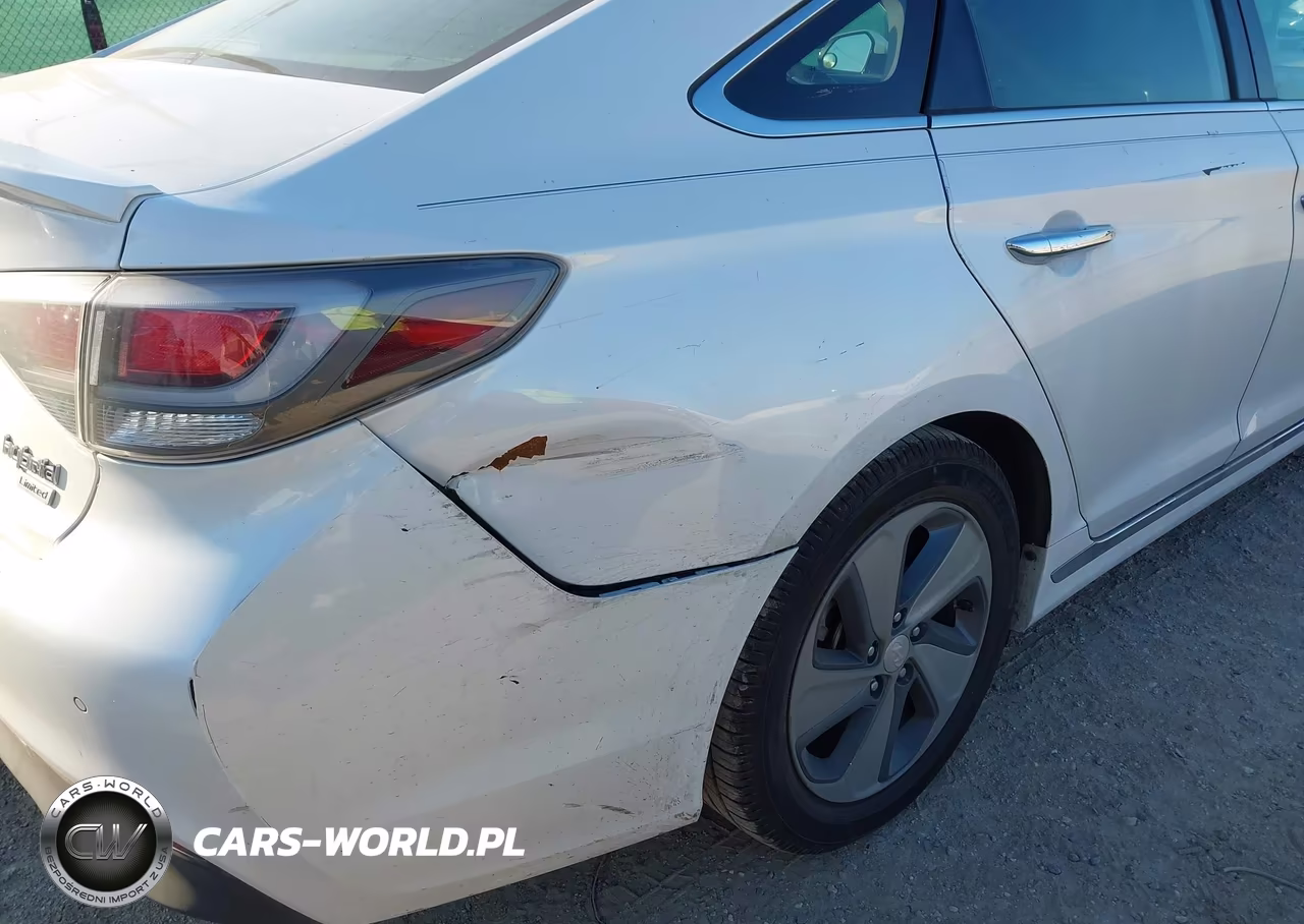 2016 Hyundai Sonata Hybrid Limited VIN:KMHE34L16GA026479 - 12