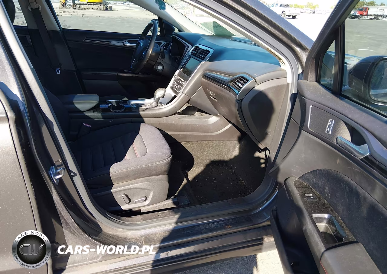 2016 Ford Fusion Se VIN:3FA6P0H7XGR356463 - 5