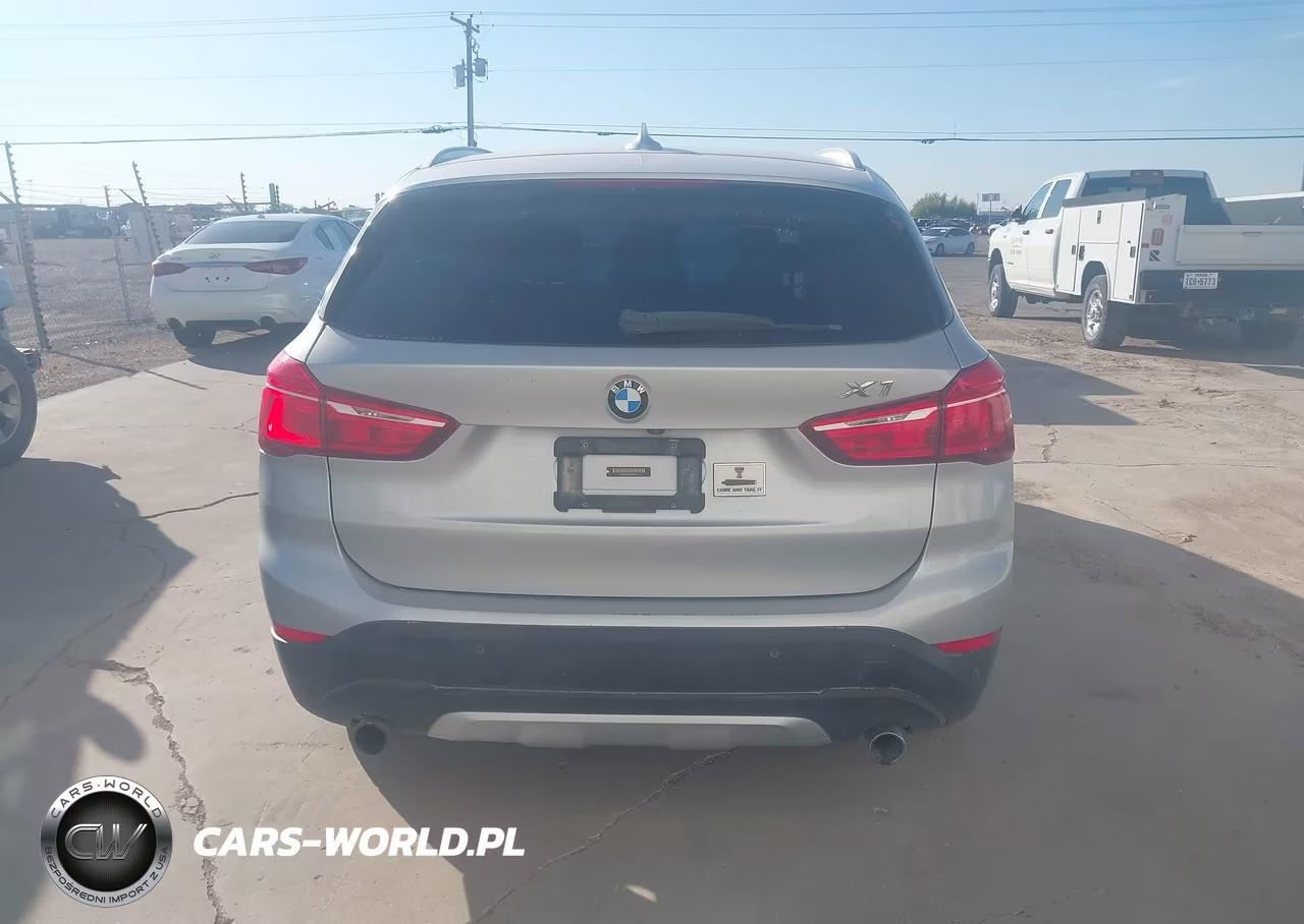 BMW X1 XDRIVE2 VIN:WBXHT3Z32H4A64916 - 16