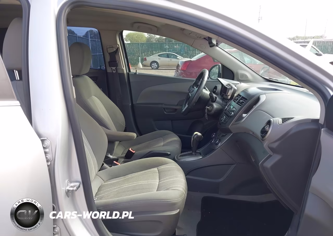 2012 Chevrolet Sonic 2Lt VIN:1G1JC6SH2C4136542 - 5