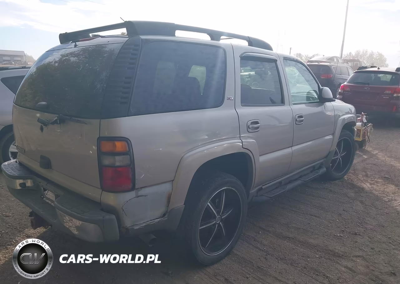 2005 Chevrolet Tahoe Z71 VIN:1GNEK13Z85R247017 - 4