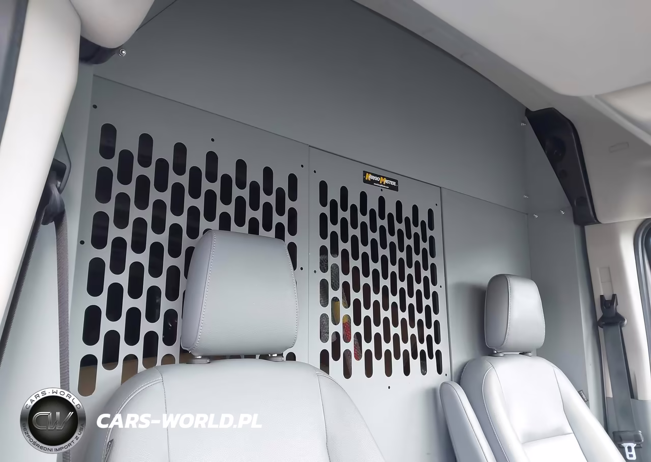 2018 Ford Transit-250 VIN:1FTYR2CM8JKB24302 - 8