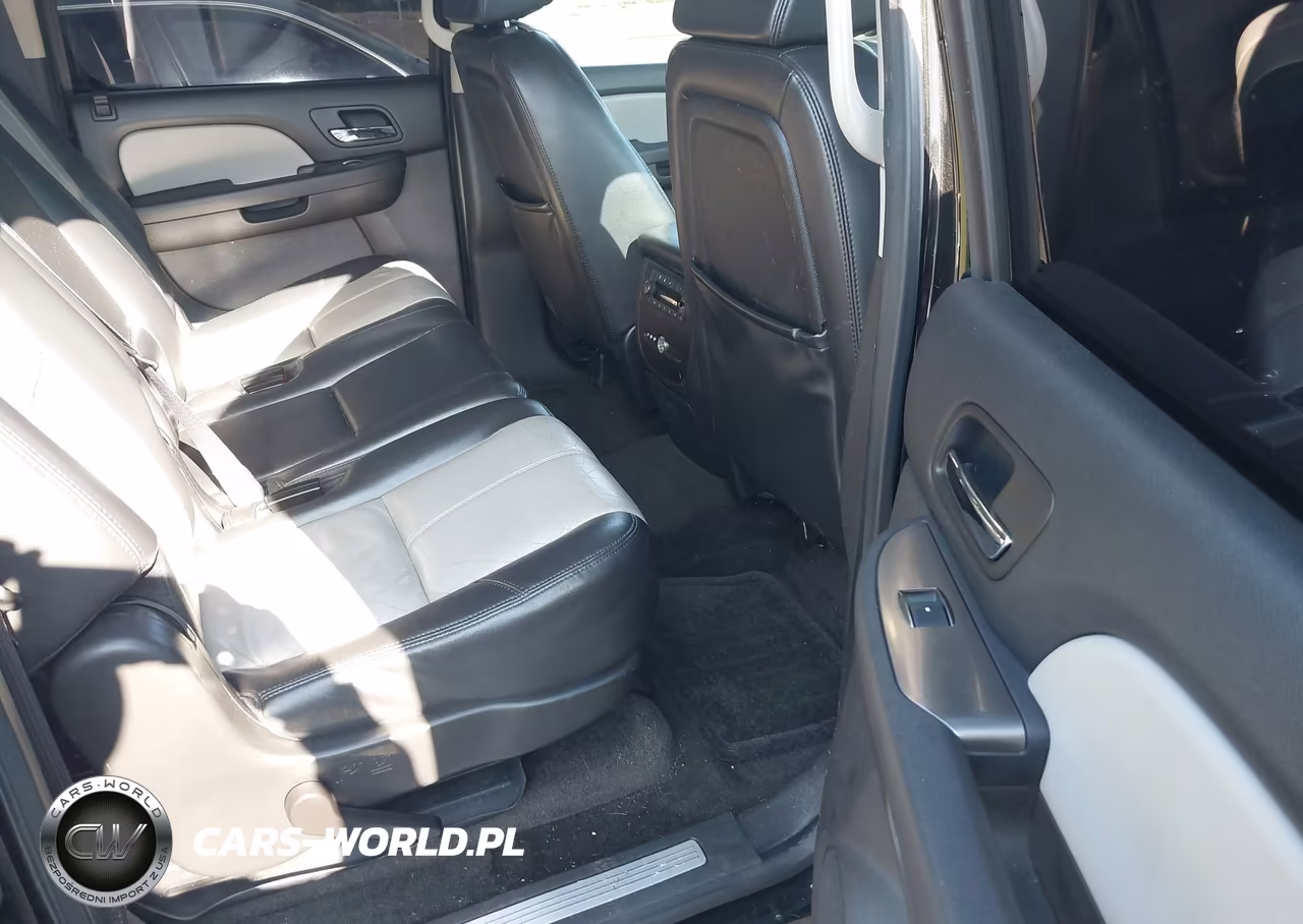 2007 Chevrolet Suburban 1500 Lt VIN:3GNFK16387G321714 - 8