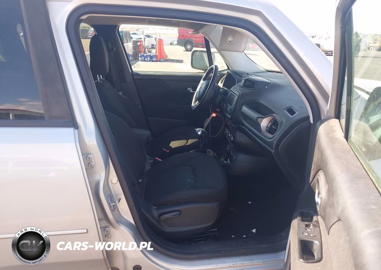 2015 Jeep Renegade Latitude VIN:ZACCJBBH6FPB80774 - 5