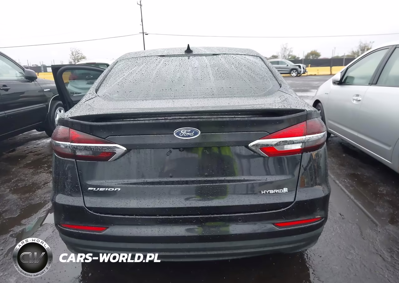 2019 Ford Fusion Hybrid Titanium VIN:3FA6P0RU8KR185676 - 16