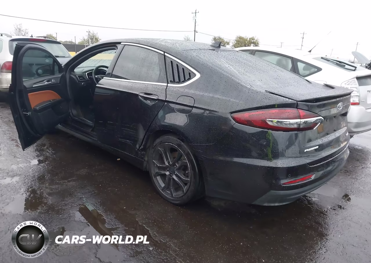 2019 Ford Fusion Hybrid Titanium VIN:3FA6P0RU8KR185676 - 3