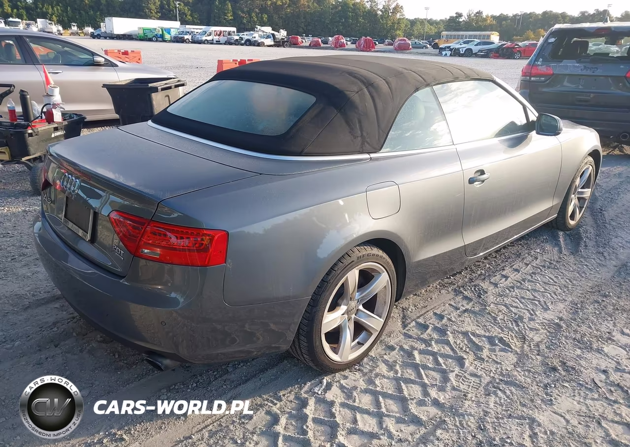 2014 Audi A5 2.0T Premium VIN:WAULFAFHXEN006927 - 4