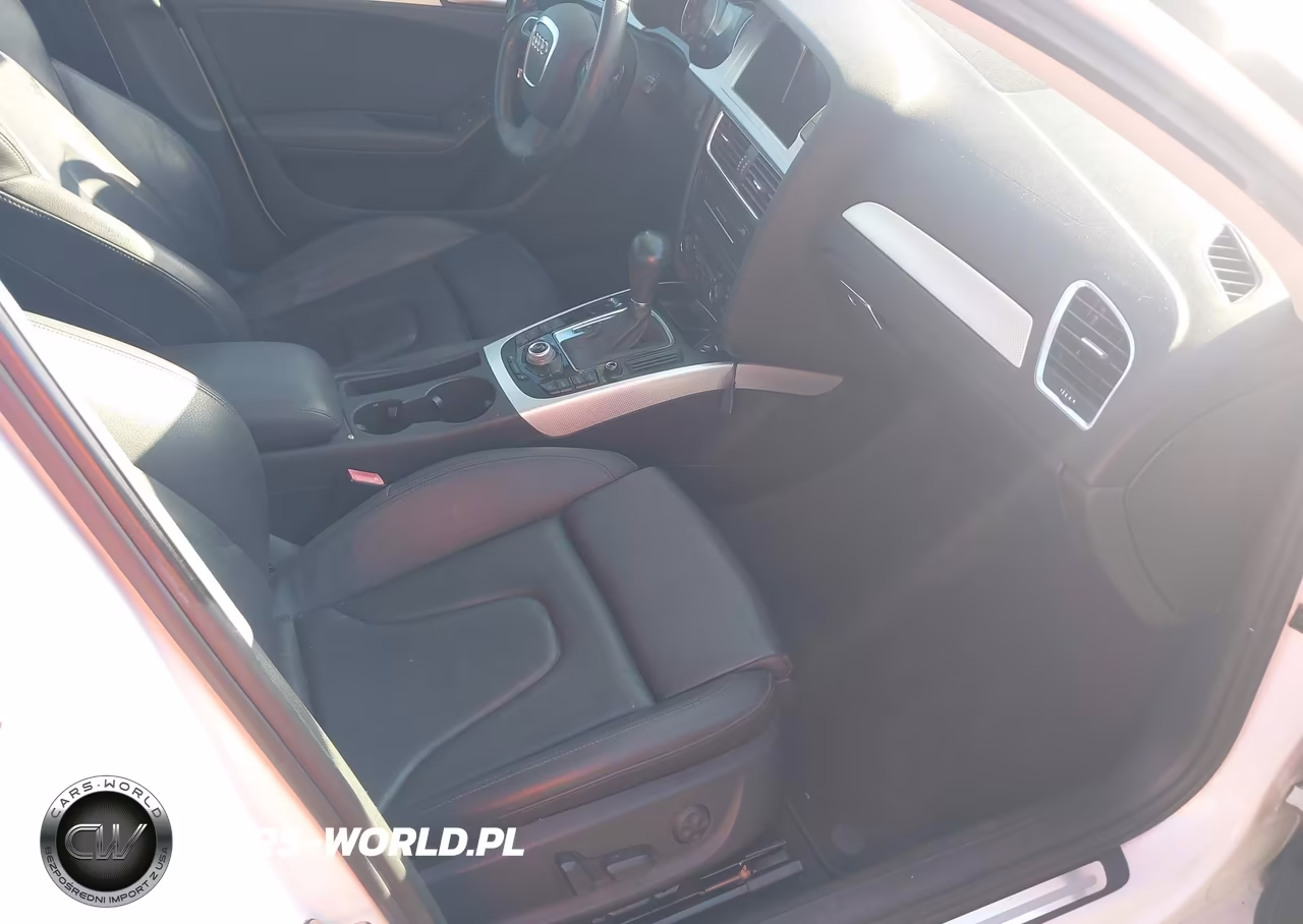 2010 Audi A4 2.0T Premium VIN:WAUEFAFL4AN061963 - 5