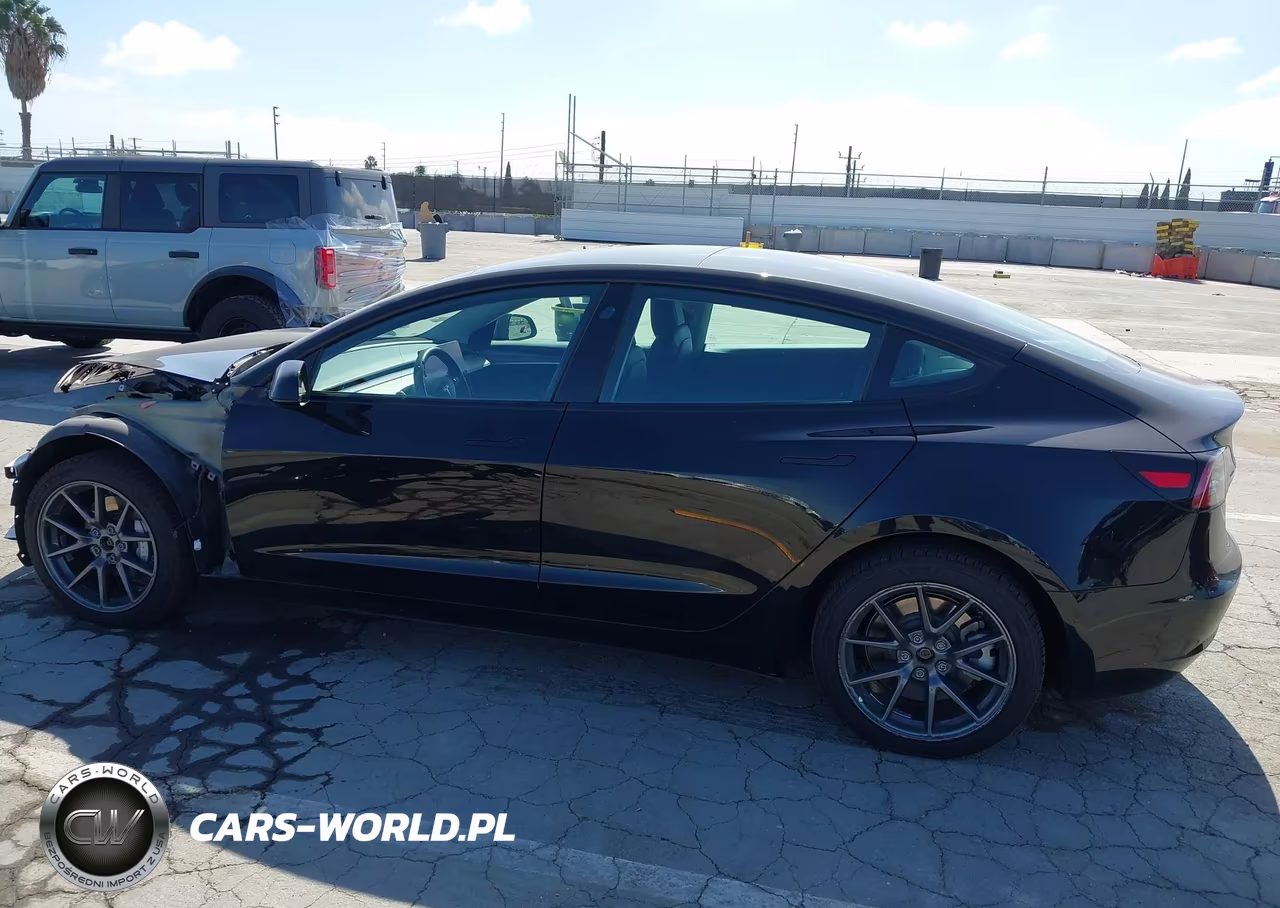 2022 Tesla Model 3 Long Range Dual Motor All-Wheel Drive VIN:5YJ3E1EB3NF247018 - 15