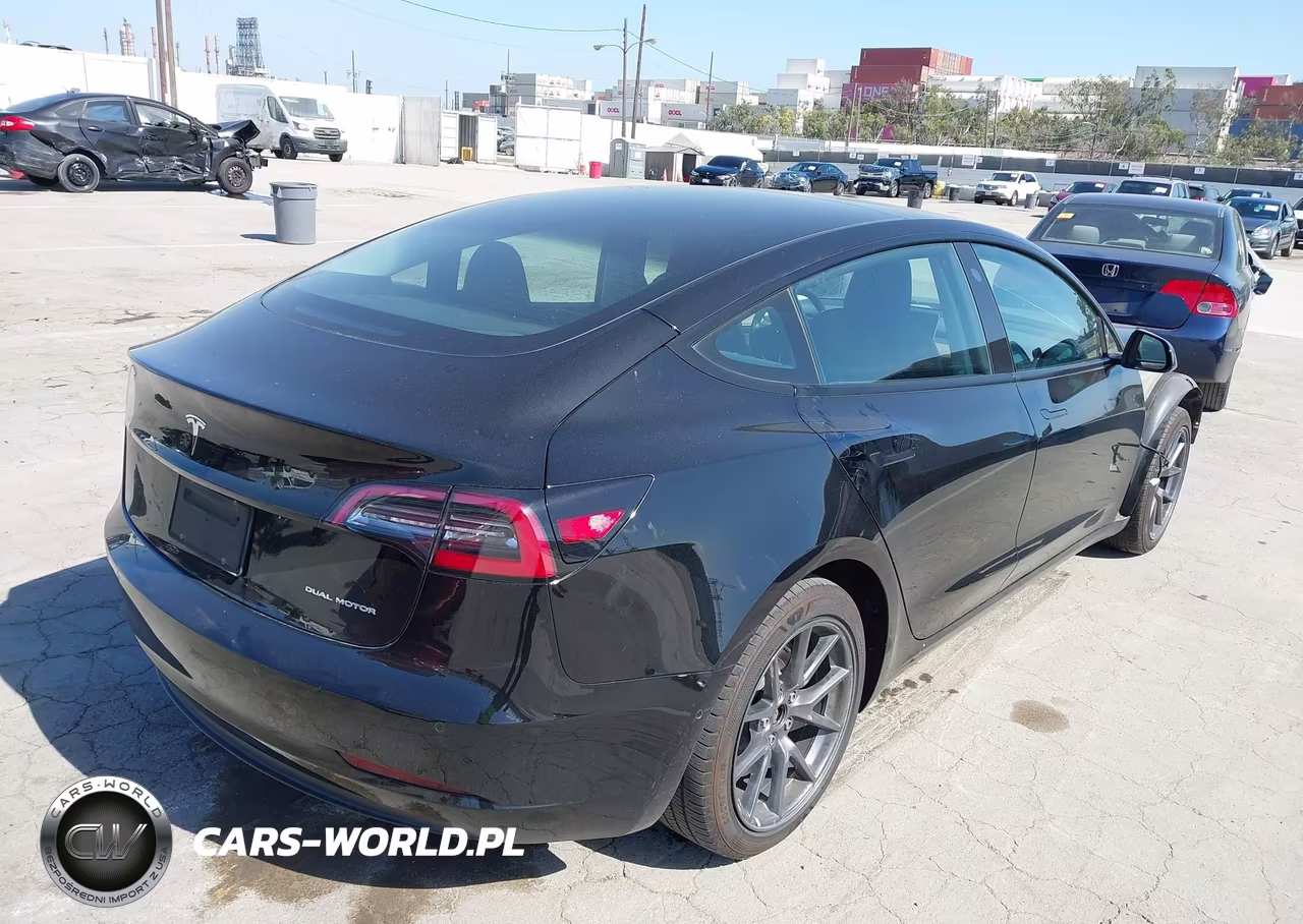 2022 Tesla Model 3 Long Range Dual Motor All-Wheel Drive VIN:5YJ3E1EB3NF247018 - 4