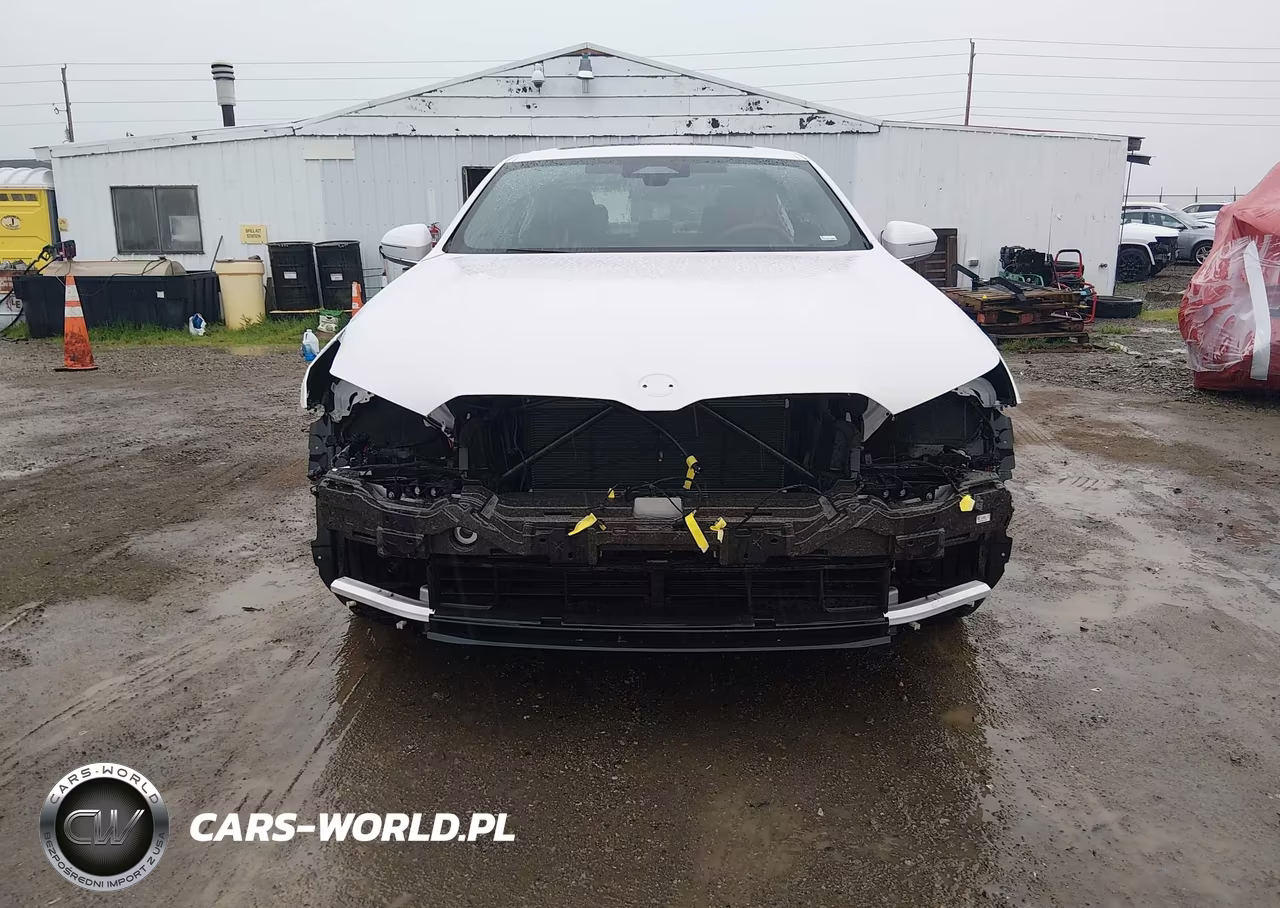 2027 BMW 530I VIN:WBA43FJ05VCY08115 - 13