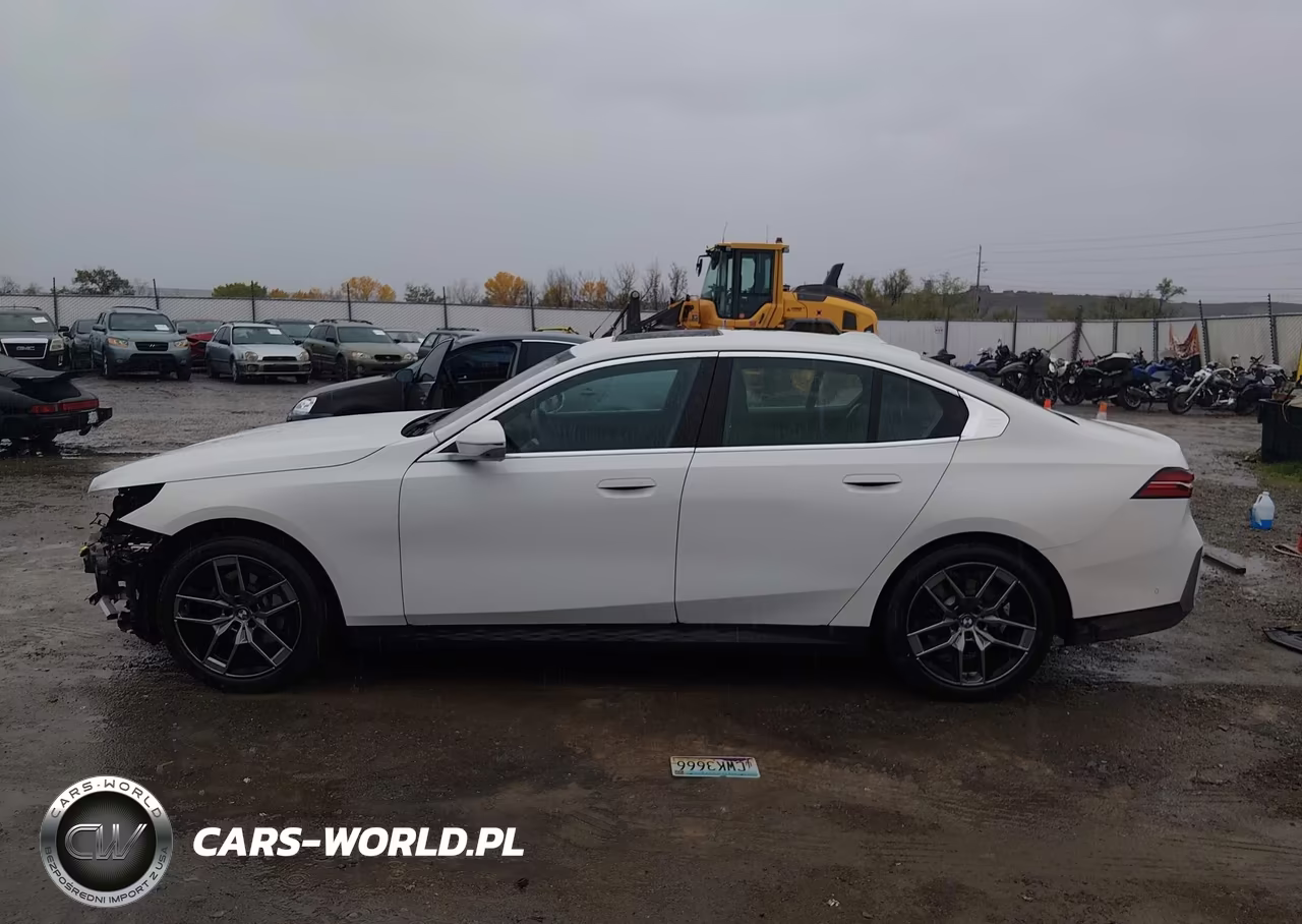 2027 BMW 530I VIN:WBA43FJ05VCY08115 - 15