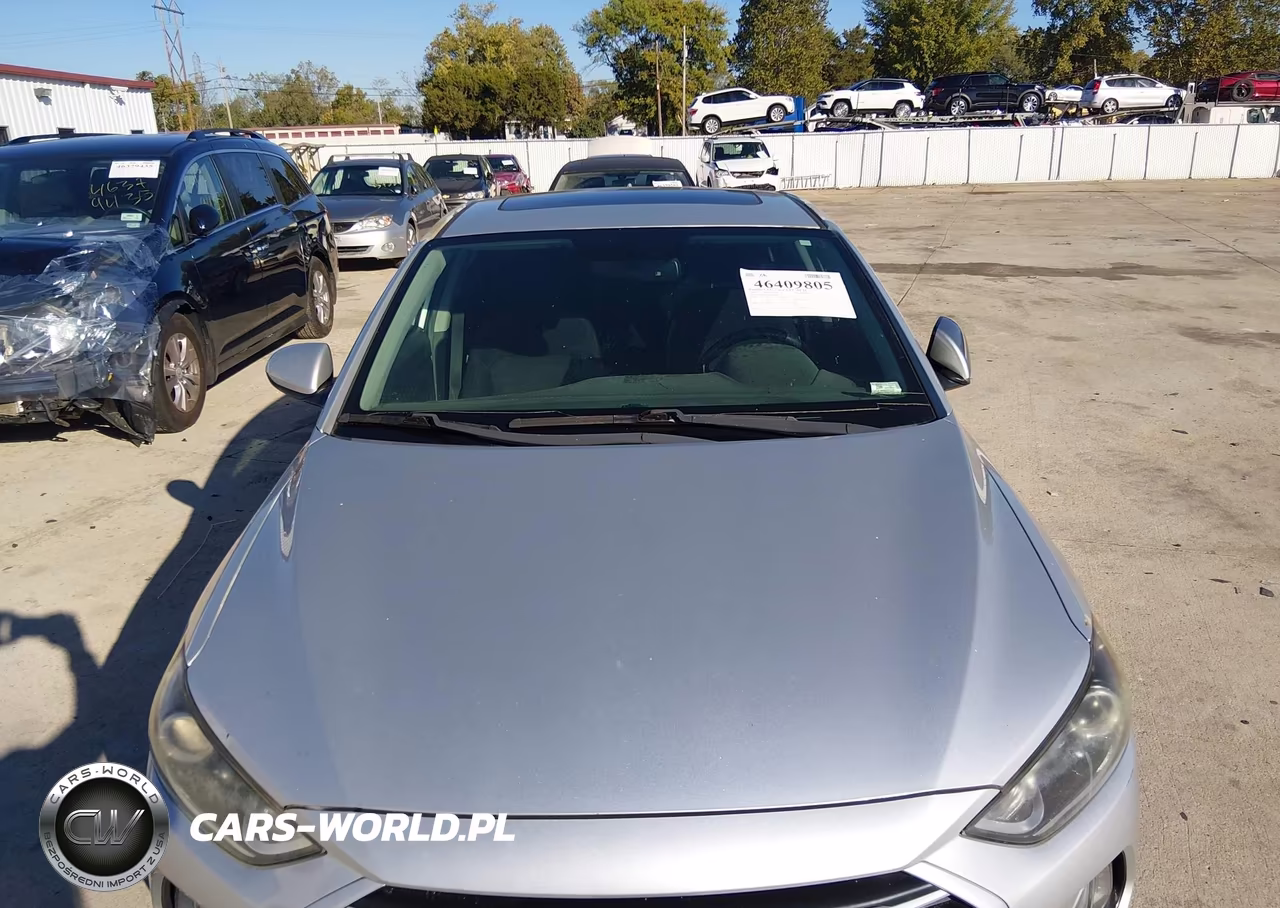 2017 Hyundai Elantra Value Edition VIN:5NPD84LF4HH134008 - 6