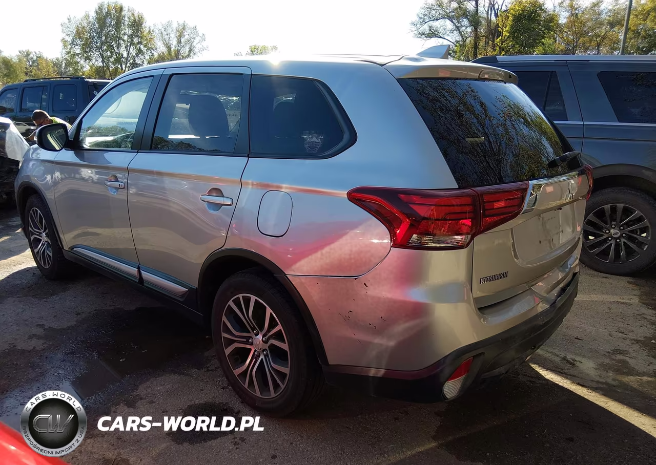 2018 Mitsubishi Outlander Se VIN:JA4AD3A34JJ003590 - 3
