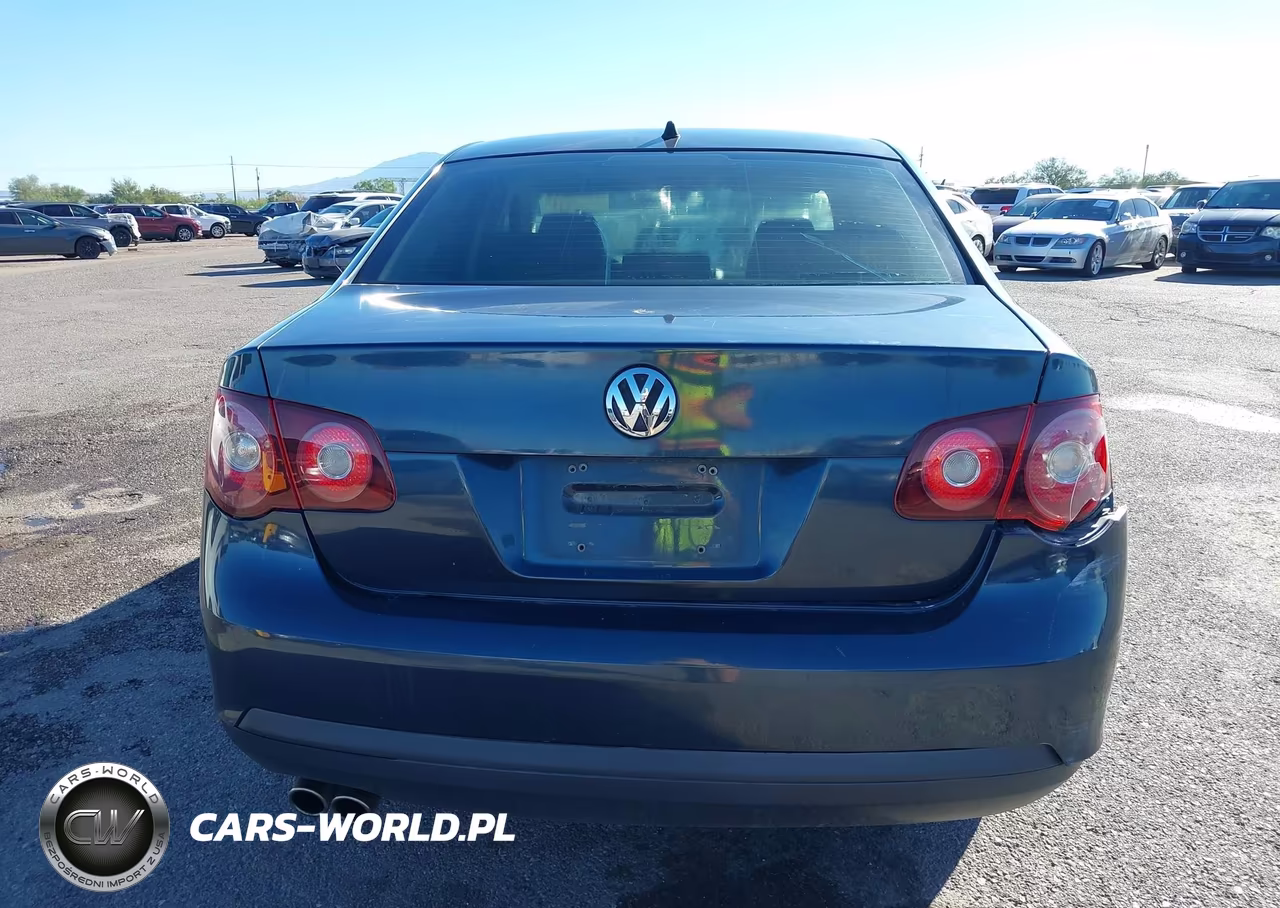 2010 Volkswagen Jetta S VIN:3VWJX7AJXAM029324 - 16