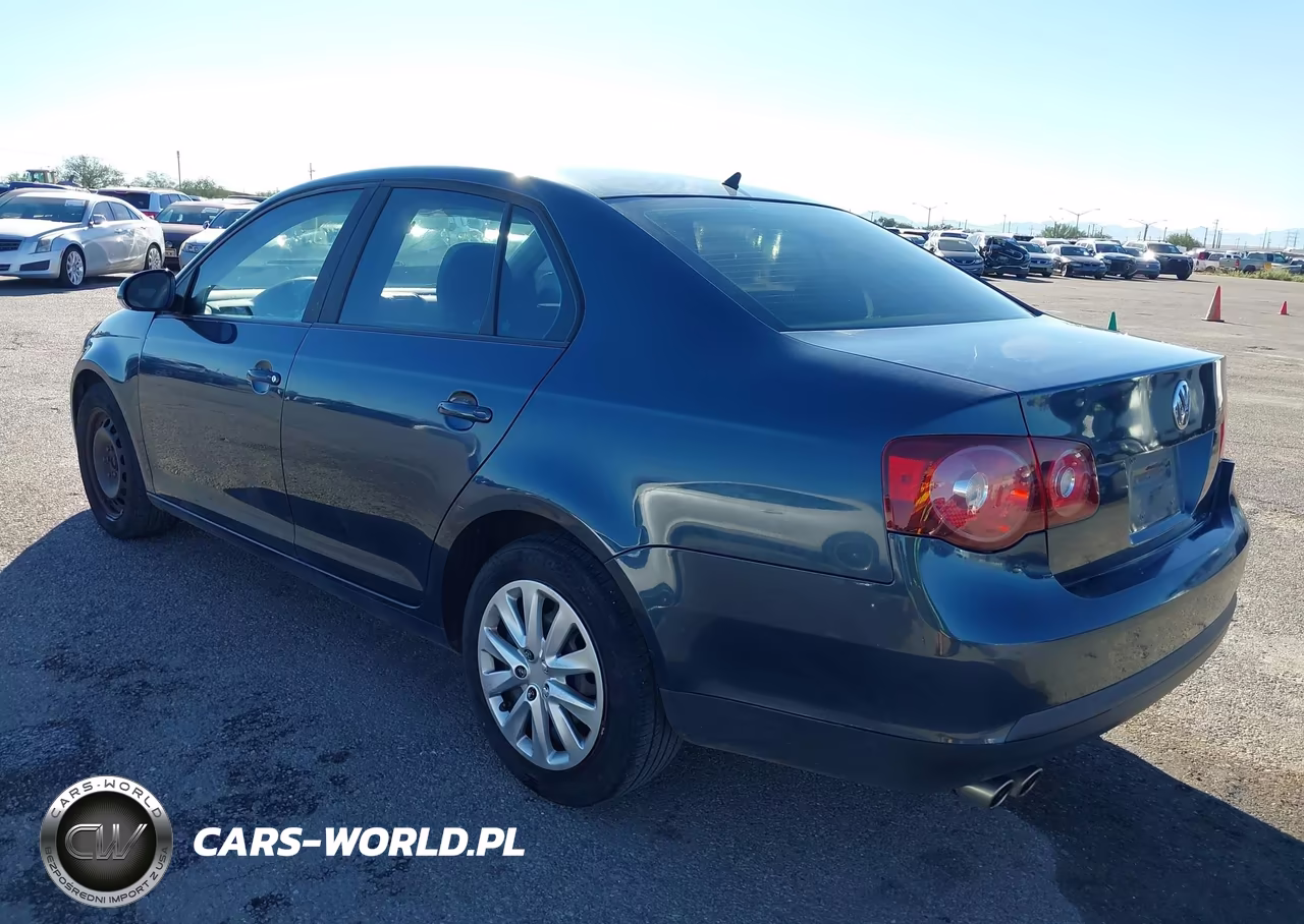2010 Volkswagen Jetta S VIN:3VWJX7AJXAM029324 - 3