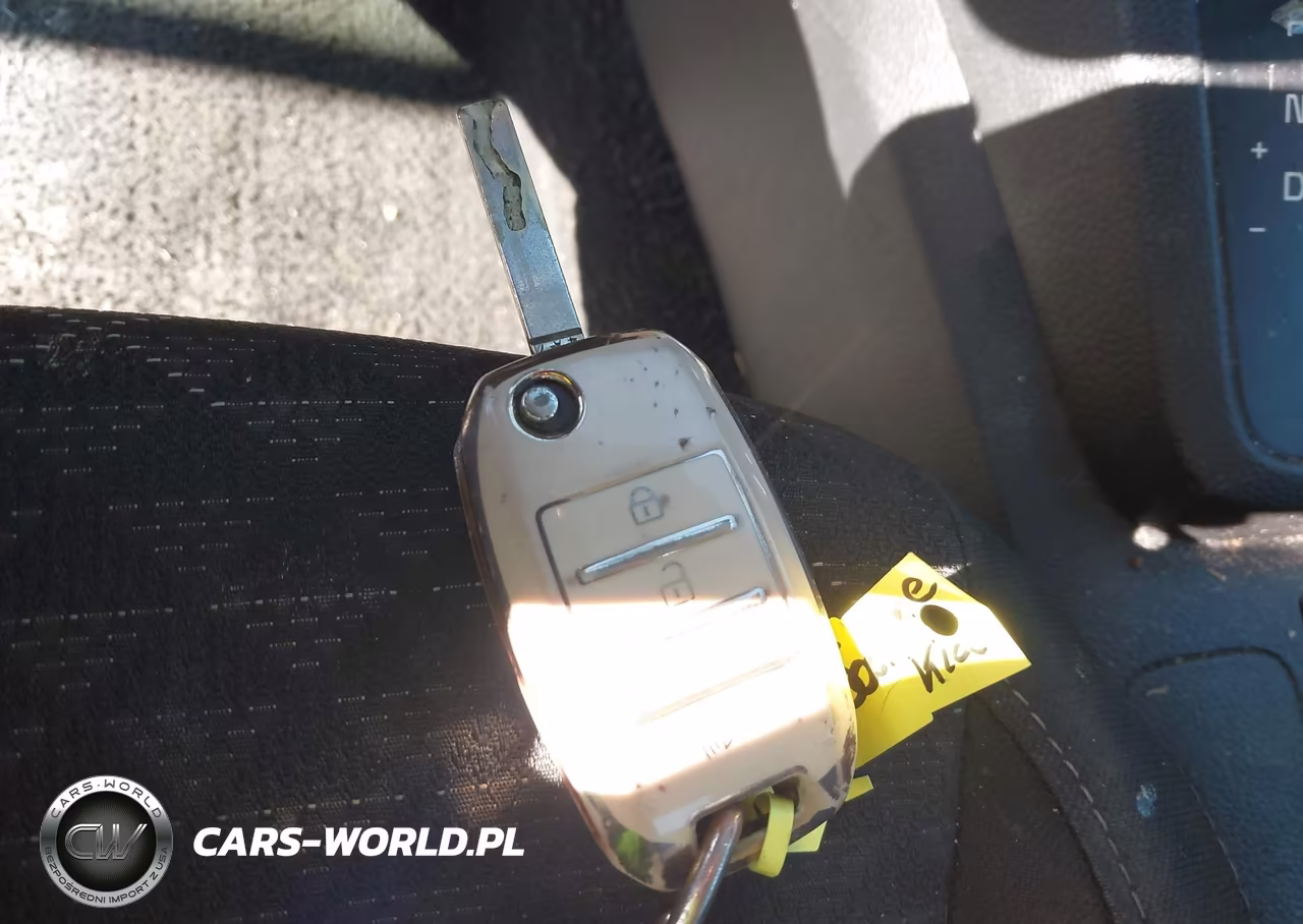 2019 Kia Rio S VIN:3KPA24AB5KE188756 - 11
