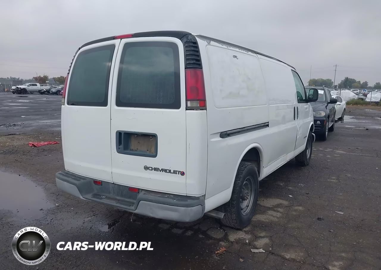 2002 Chevrolet Express VIN:1GCHG35R721208669 - 4
