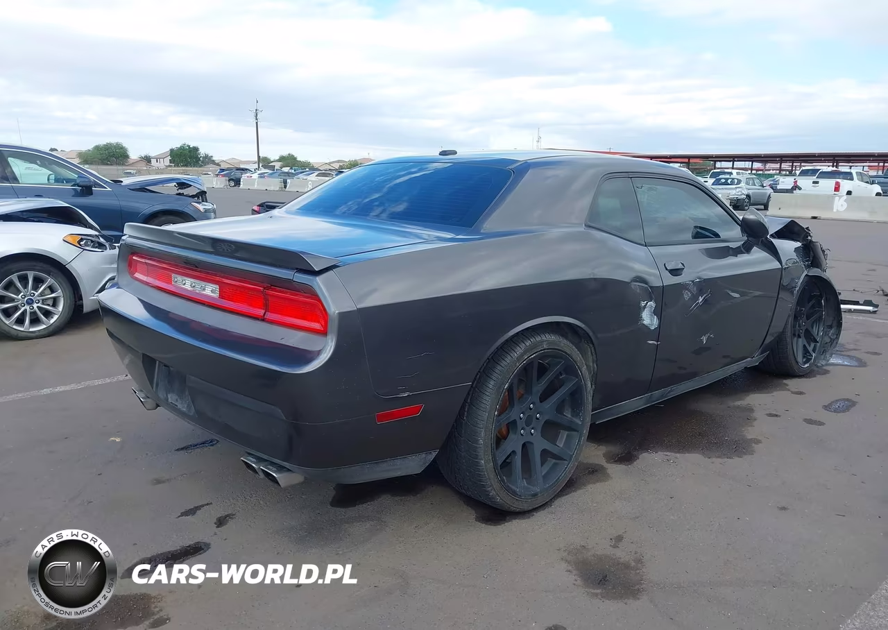 2013 Dodge Challenger R-T VIN:2C3CDYBT0DH587717 - 4