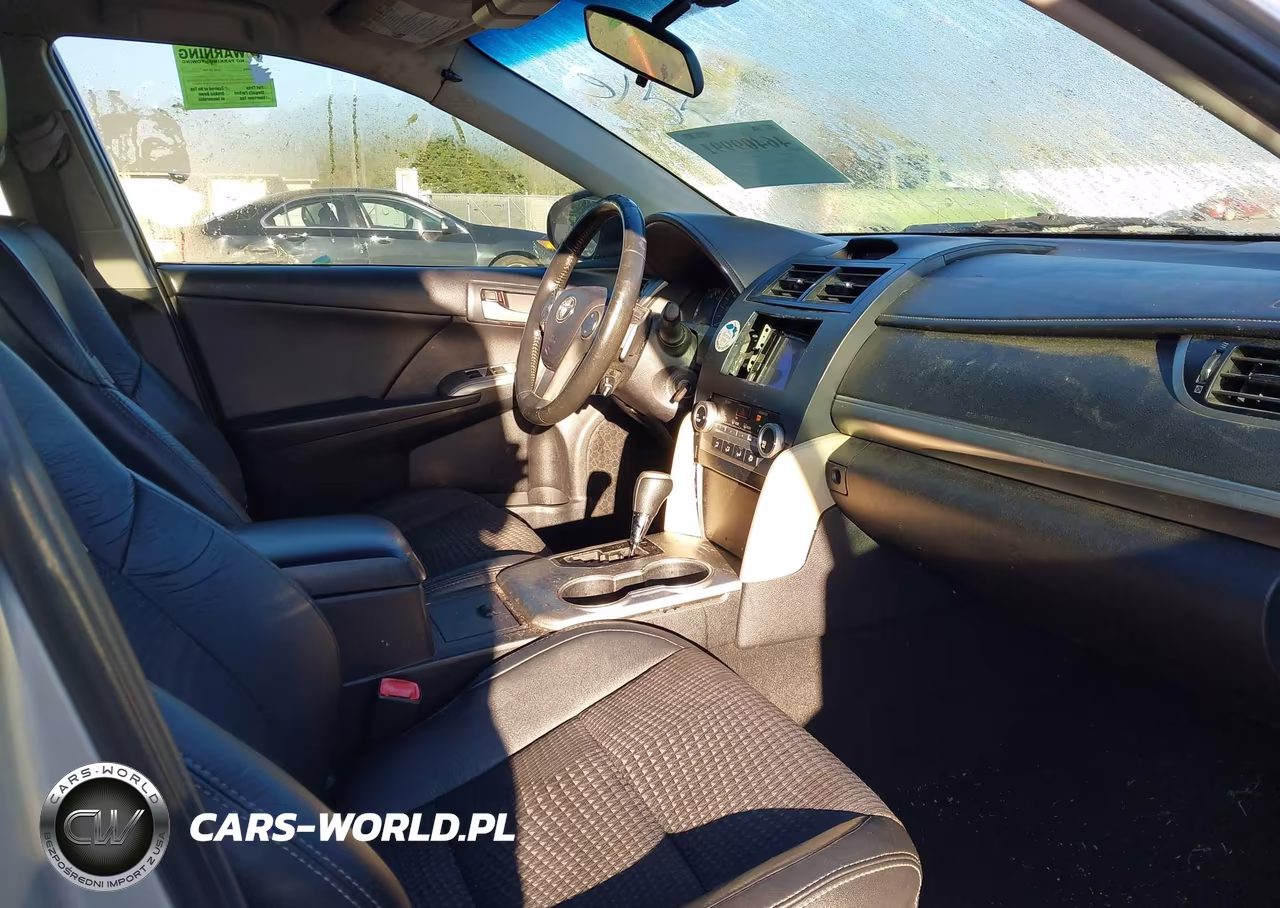 2014 Toyota Camry Se VIN:4T1BF1FK6EU334647 - 5