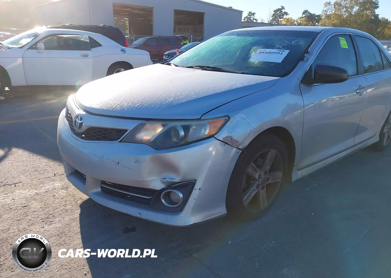2014 Toyota Camry Se VIN:4T1BF1FK6EU334647 - 6