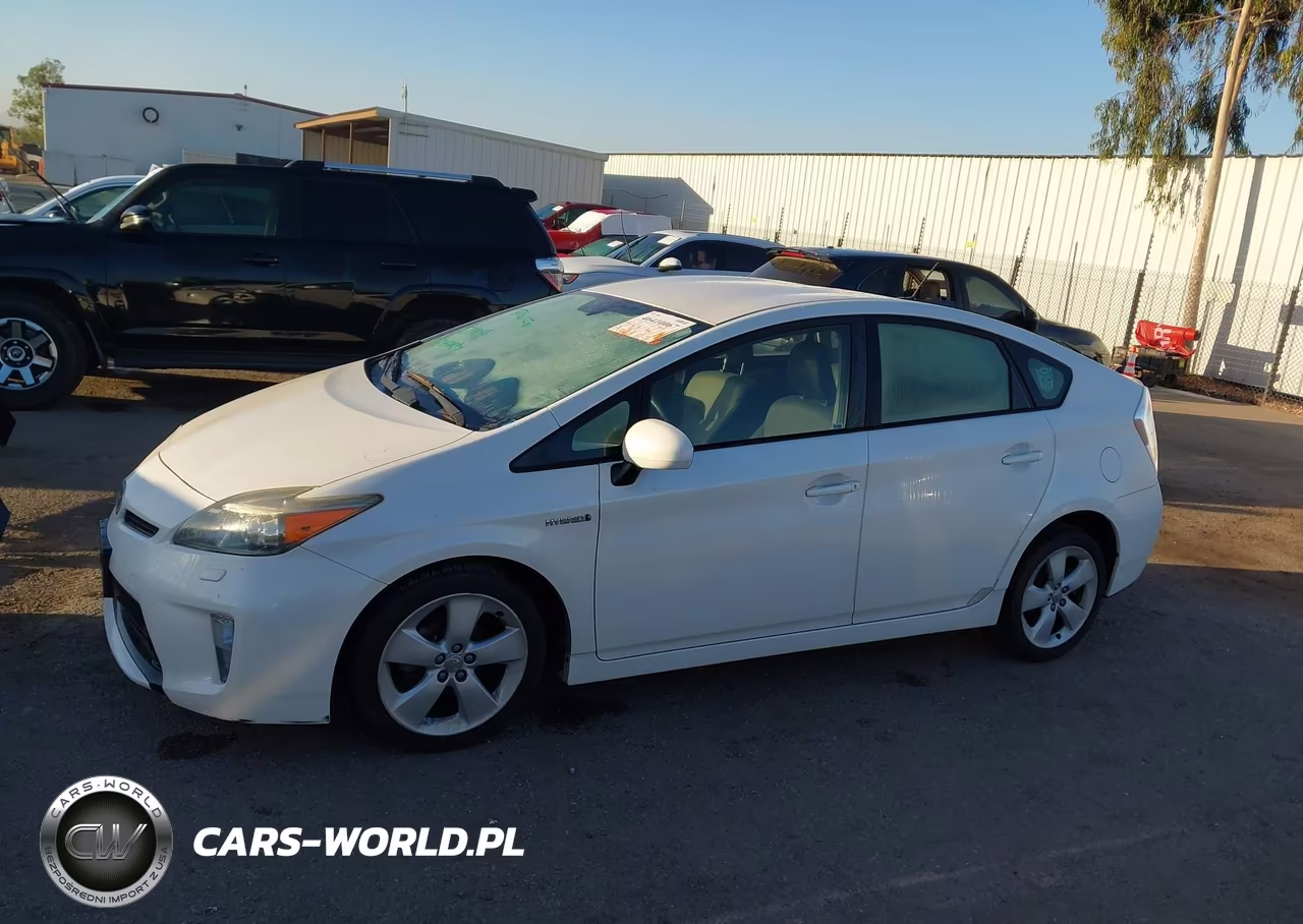 2013 Toyota Prius Five VIN:JTDKN3DU7D5699158 - 15