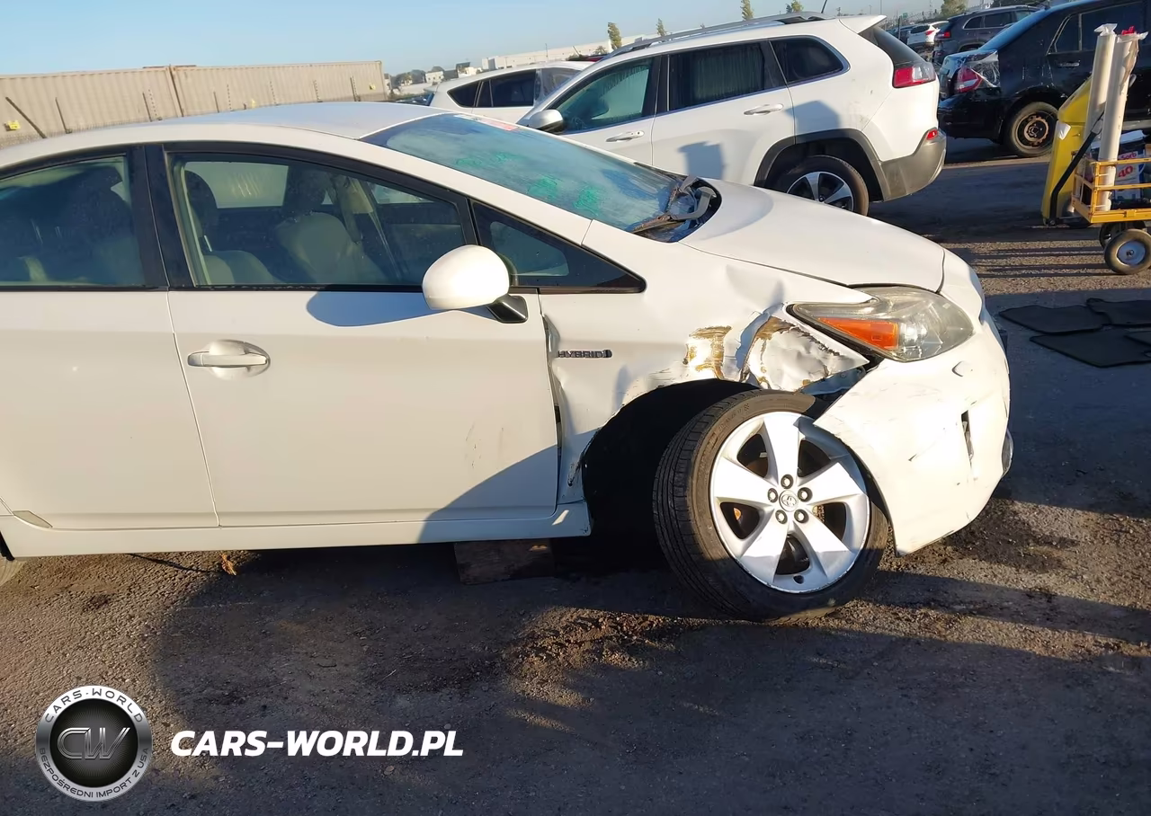 2013 Toyota Prius Five VIN:JTDKN3DU7D5699158 - 19