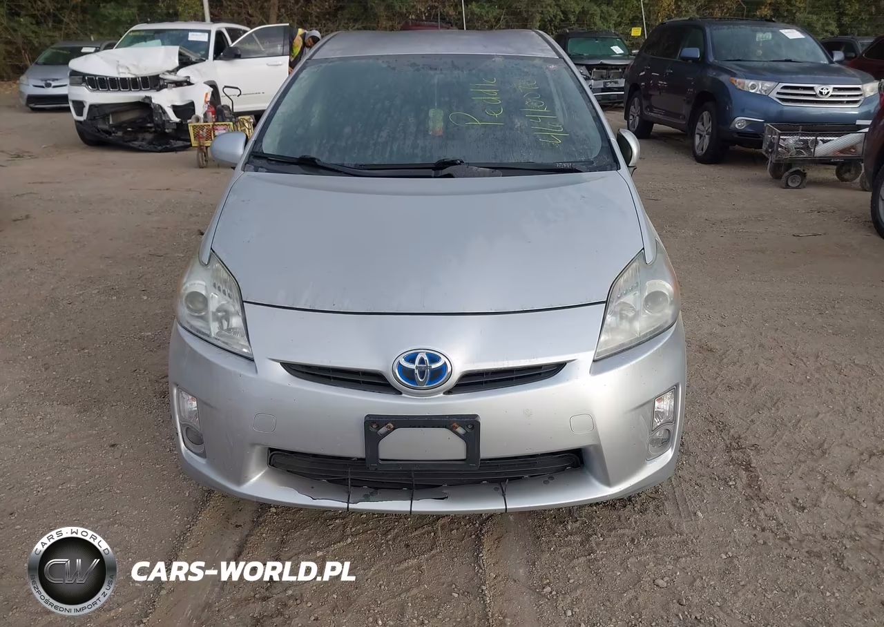 2011 Toyota Prius Three VIN:JTDKN3DU0B5349299 - 6