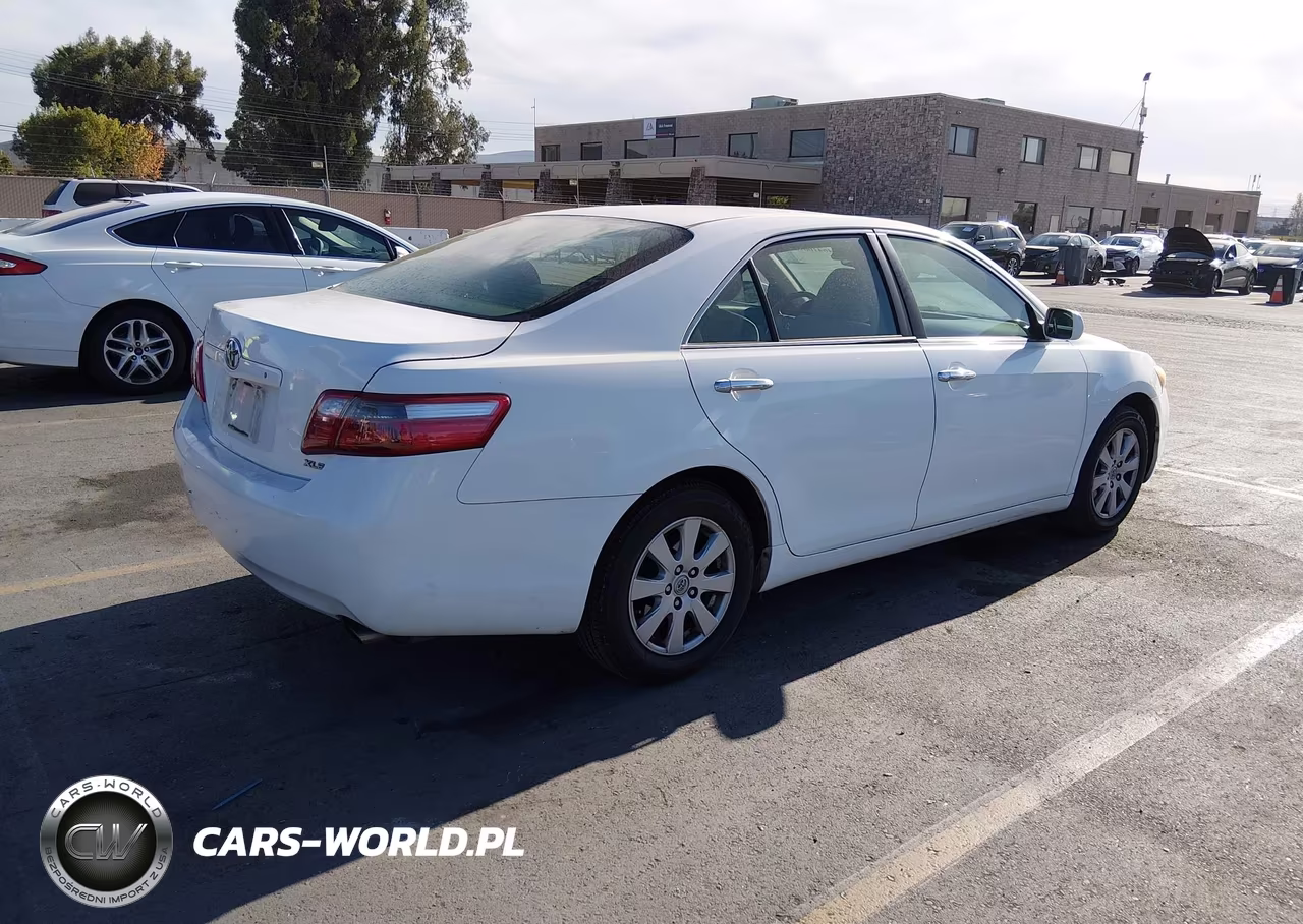2007 Toyota Camry Xle VIN:JTNBE46K373000718 - 4