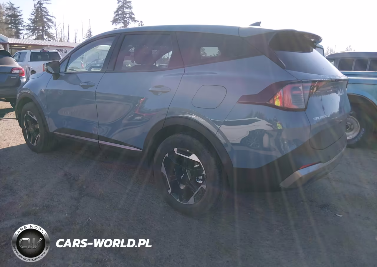2027 Kia Sportage VIN:KNDPUDDG5V7416206 - 3