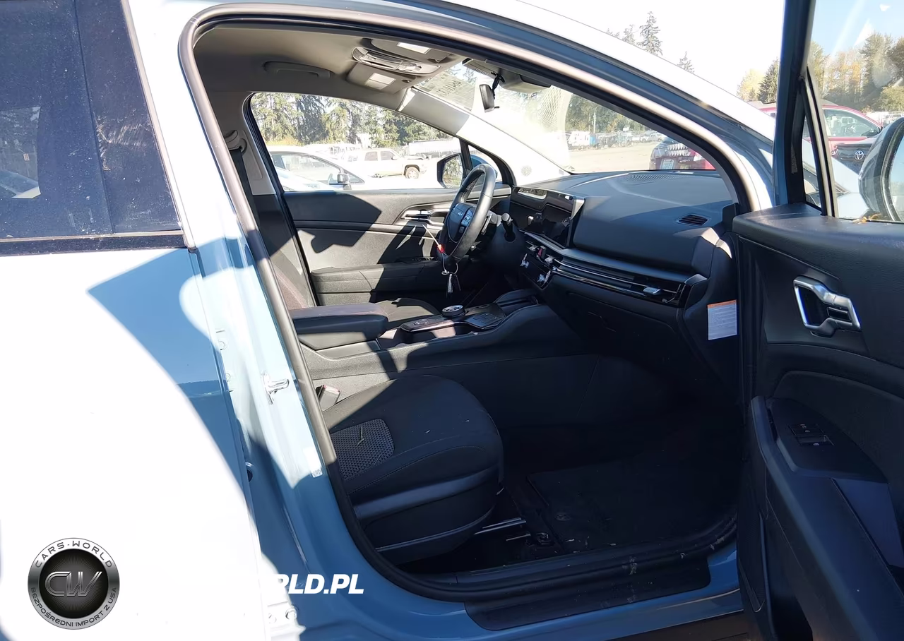 2027 Kia Sportage VIN:KNDPUDDG5V7416206 - 5
