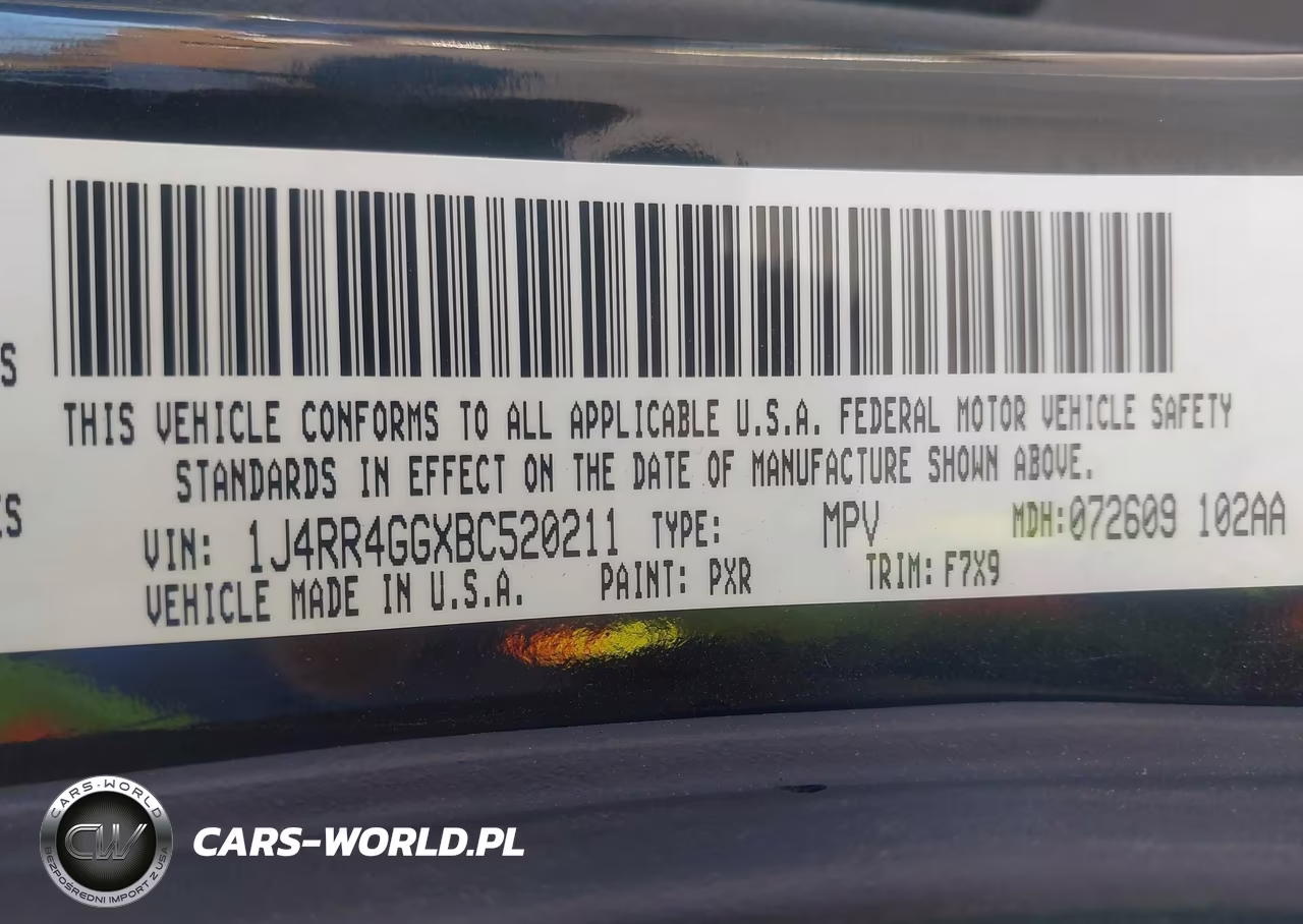 2011 Jeep Grand Cherokee Laredo VIN:1J4RR4GGXBC520211 - 9