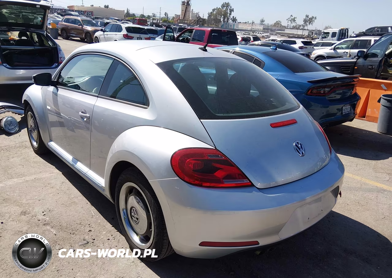 2012 Volkswagen Beetle 2.5L VIN:3VWJP7ATXCM615056 - 3