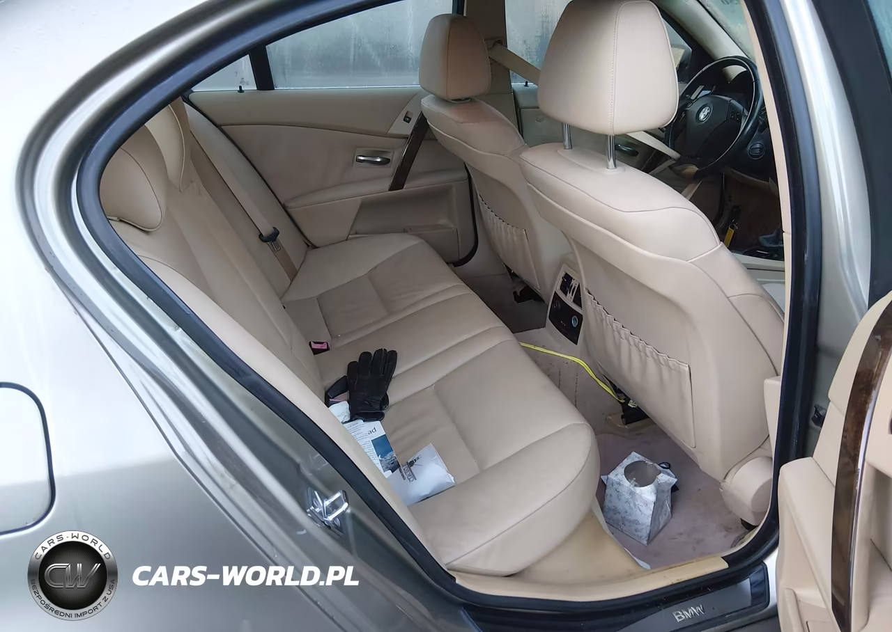 2007 BMW 525I VIN:WBANE53507CW64560 - 8