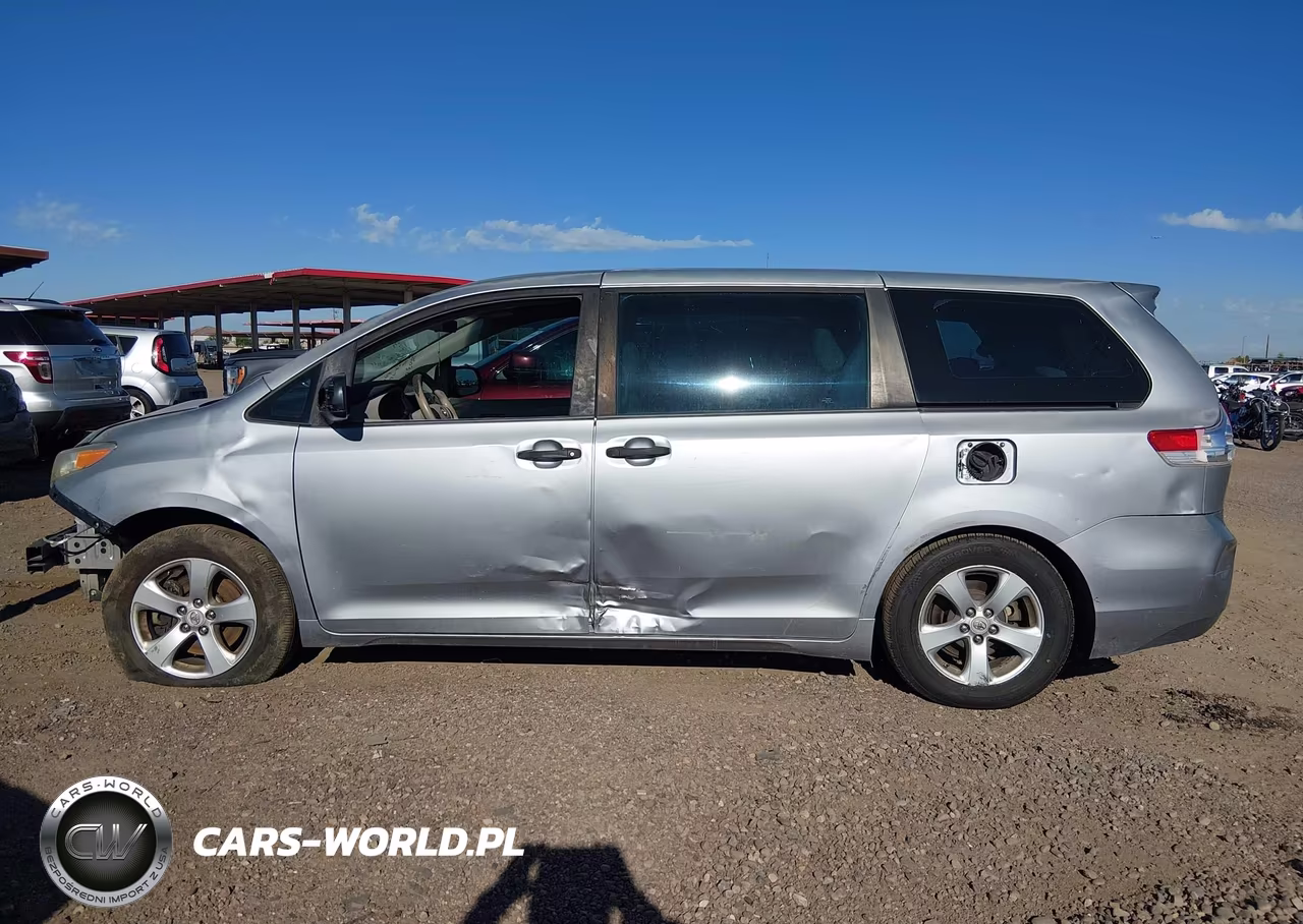 2012 Toyota Sienna Base V6 7 Passenger VIN:5TDZK3DC1CS231644 - 14