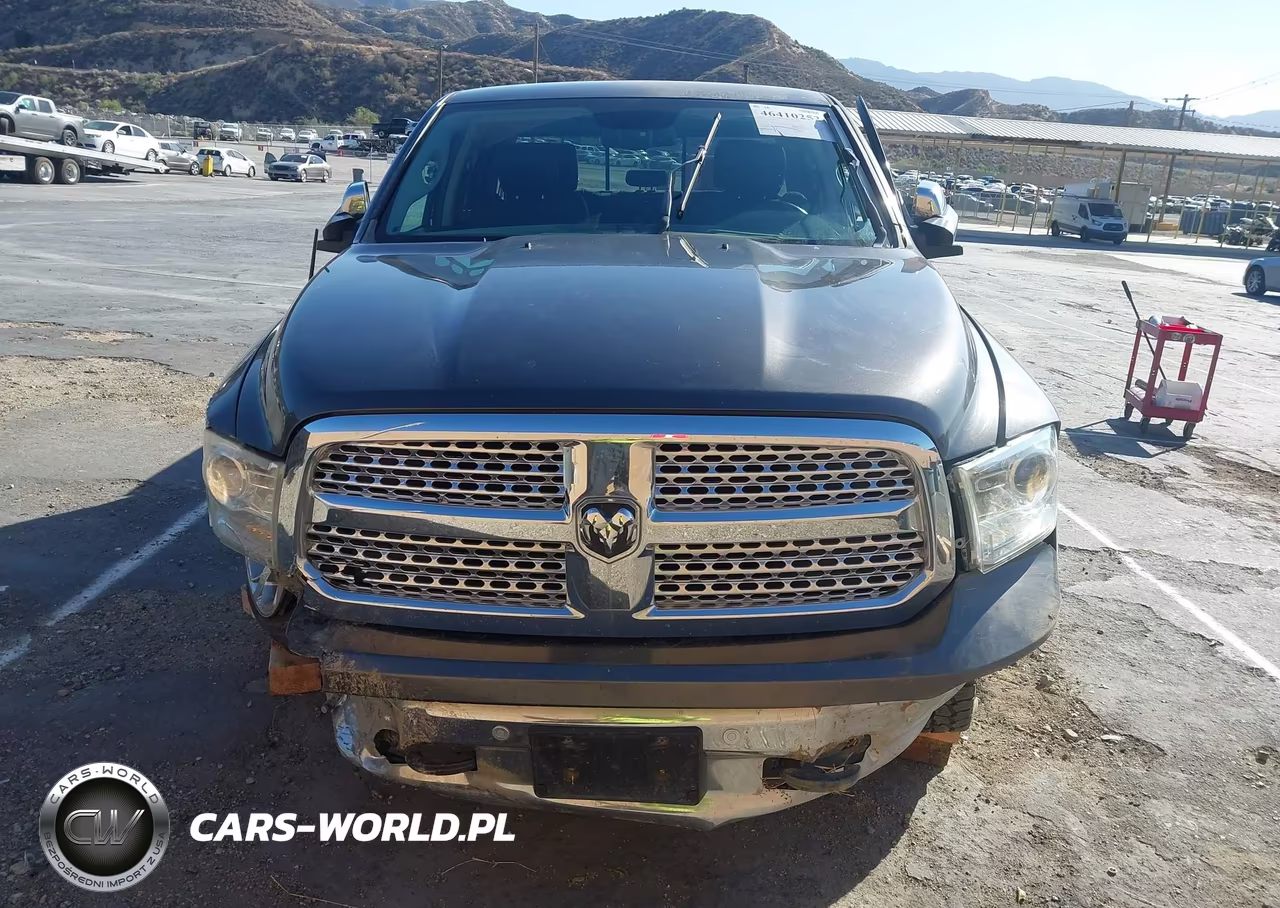 2015 Ram 1500 Laramie VIN:1C6RR7NM4FS734081 - 12