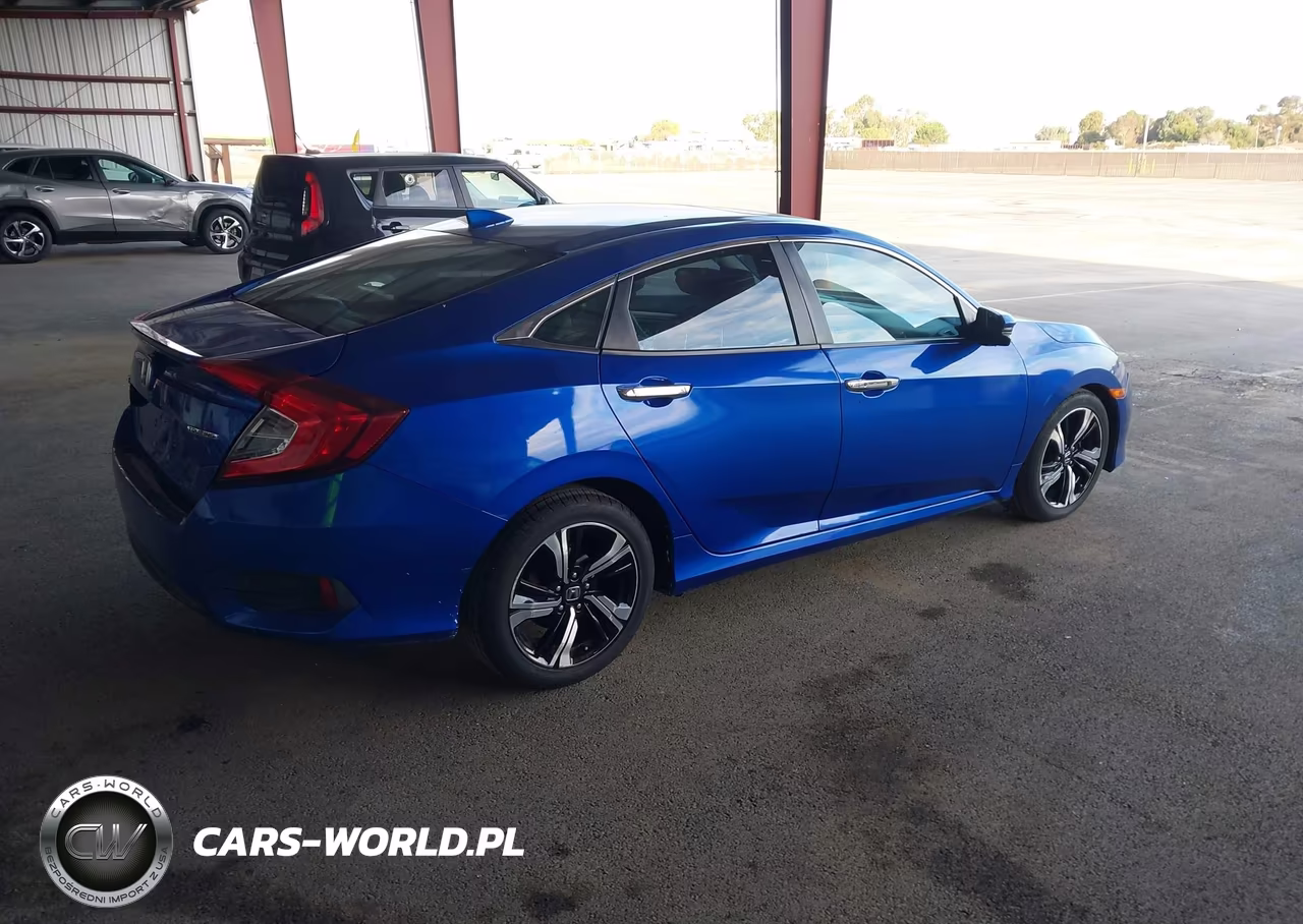 2016 Honda Civic Touring VIN:2HGFC1F93GH638005 - 4
